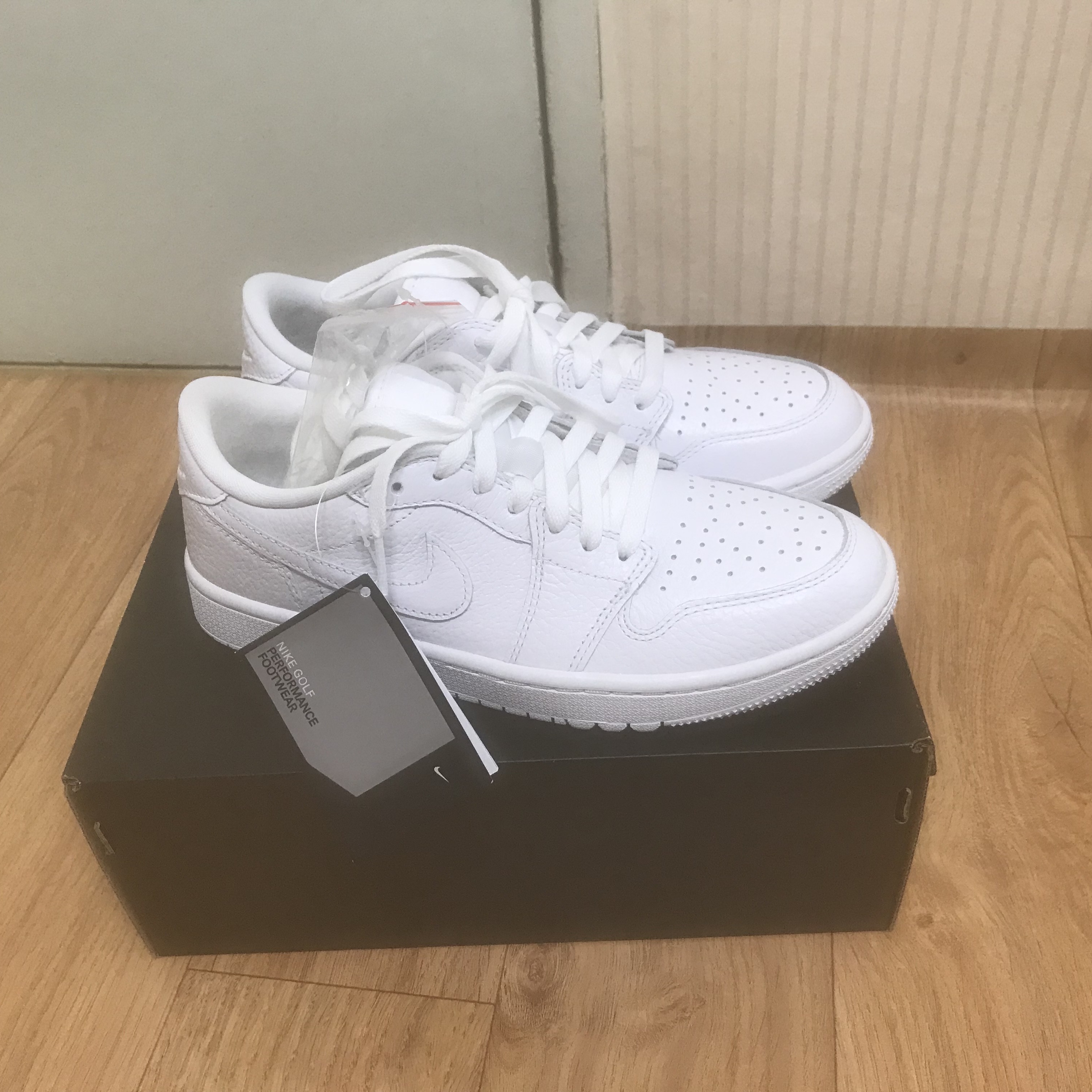 Jordan 1 Low Golf Triple White 착용 스타일