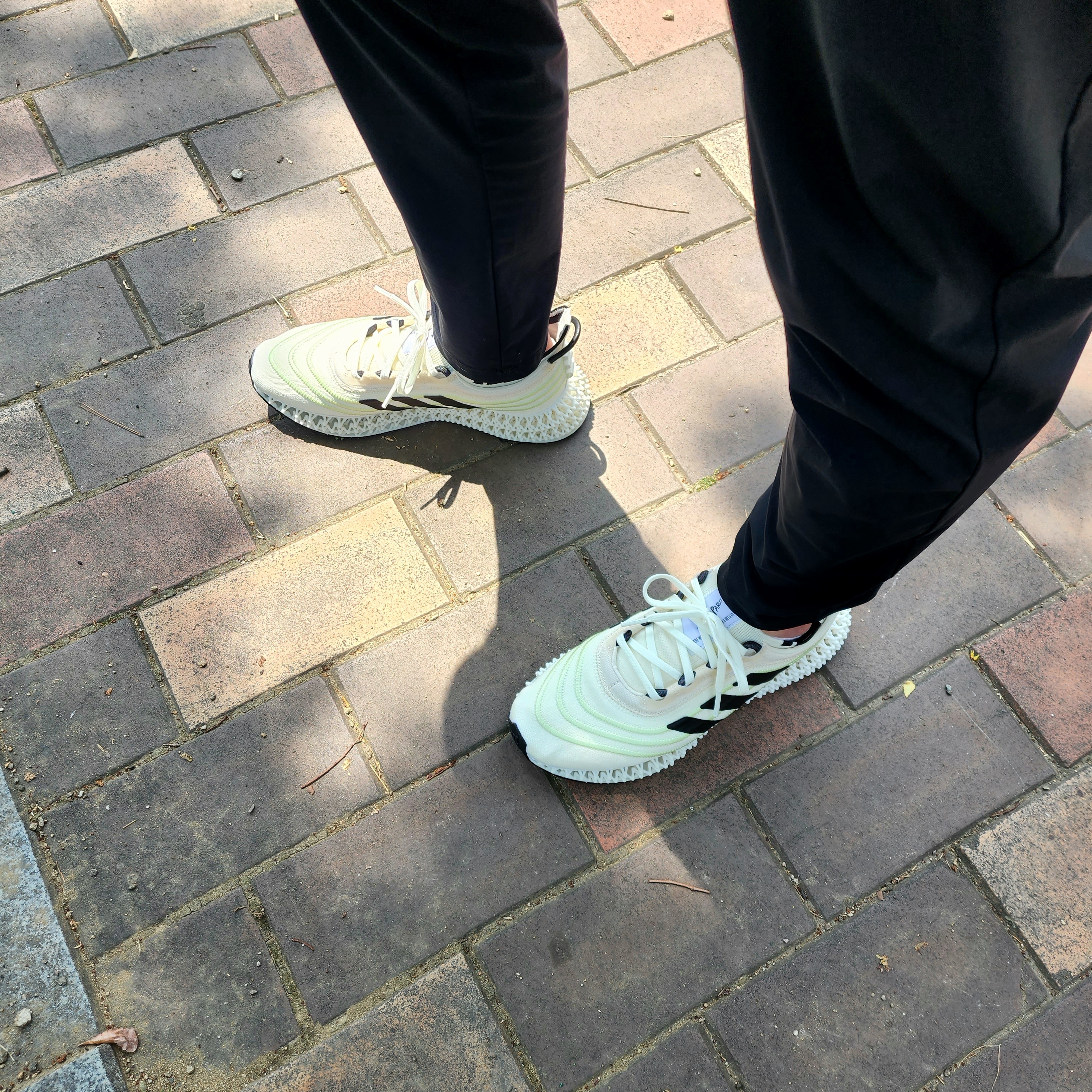 Adidas x Parley 4DFWD Black Emerald 착용 스타일