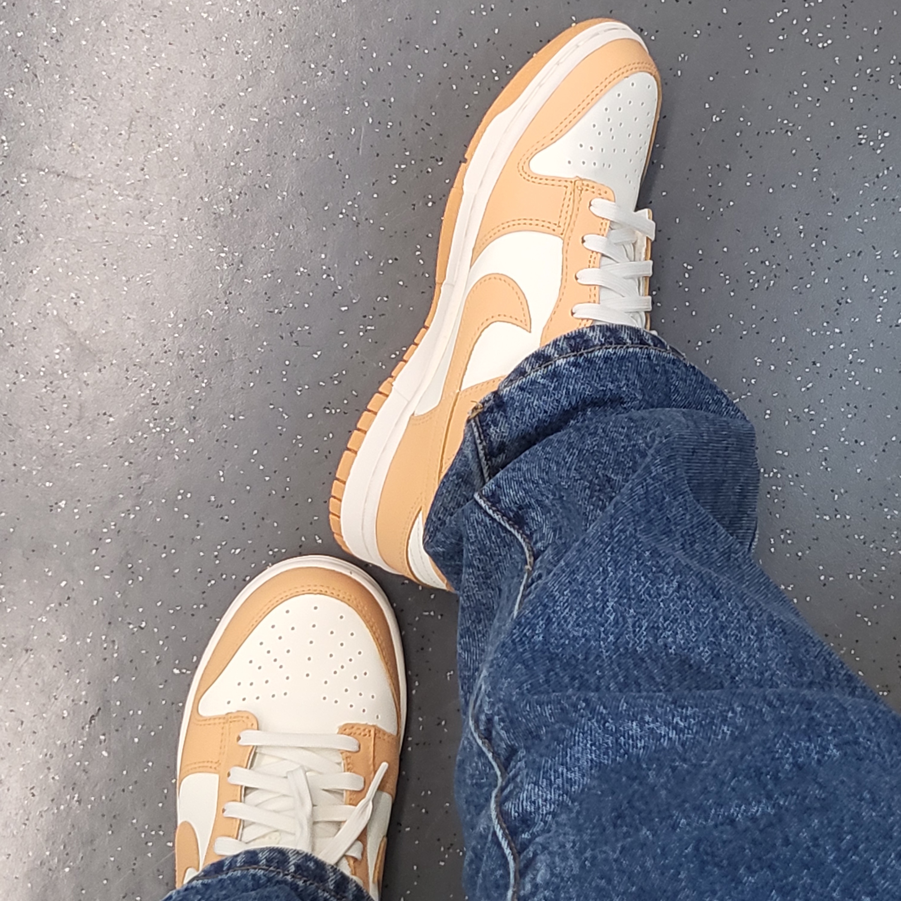 (W) Nike Dunk Low Harvest Moon 착용 스타일