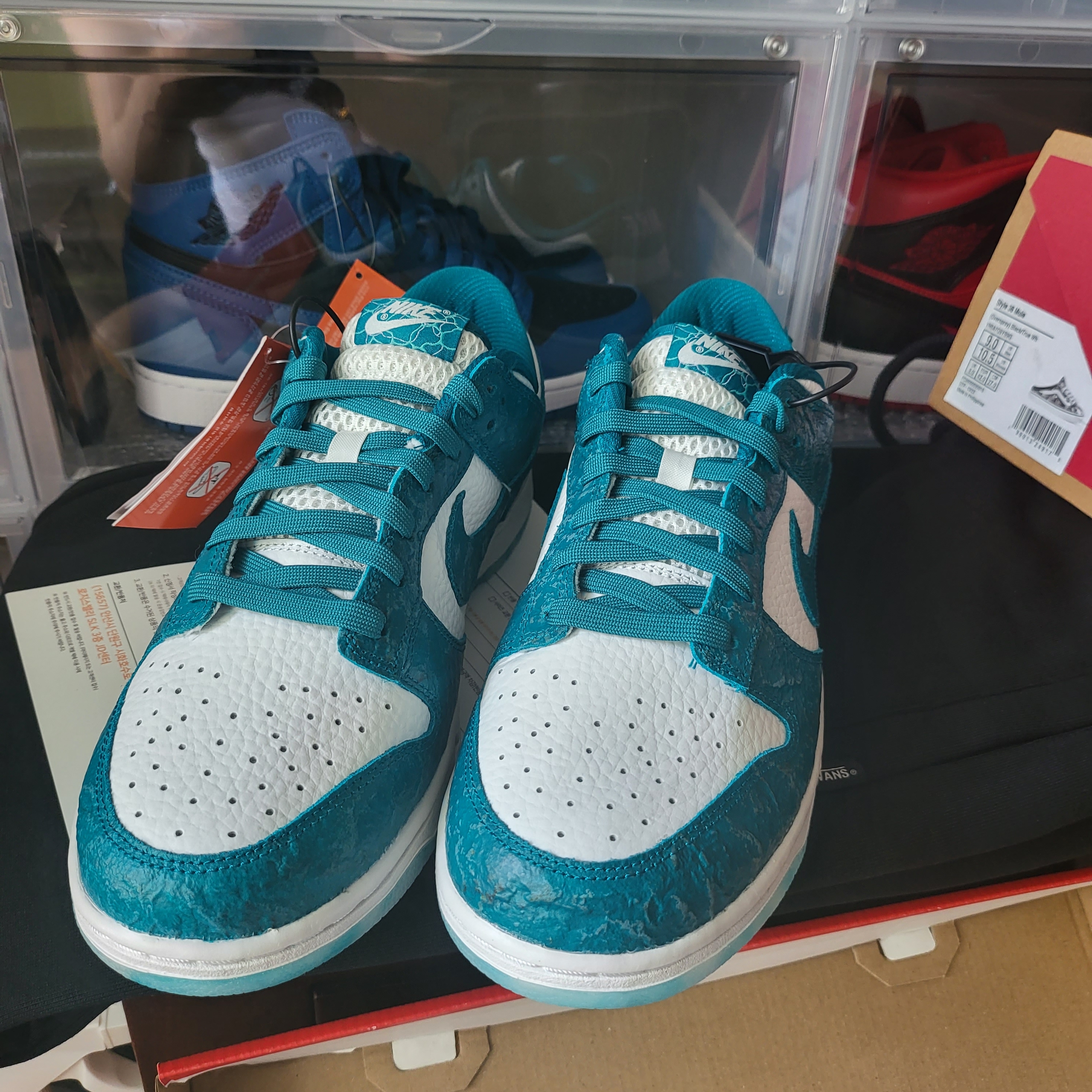 (W) Nike Dunk Low Ocean, Vans Style 36 Bandana Black 착용 스타일 - 4