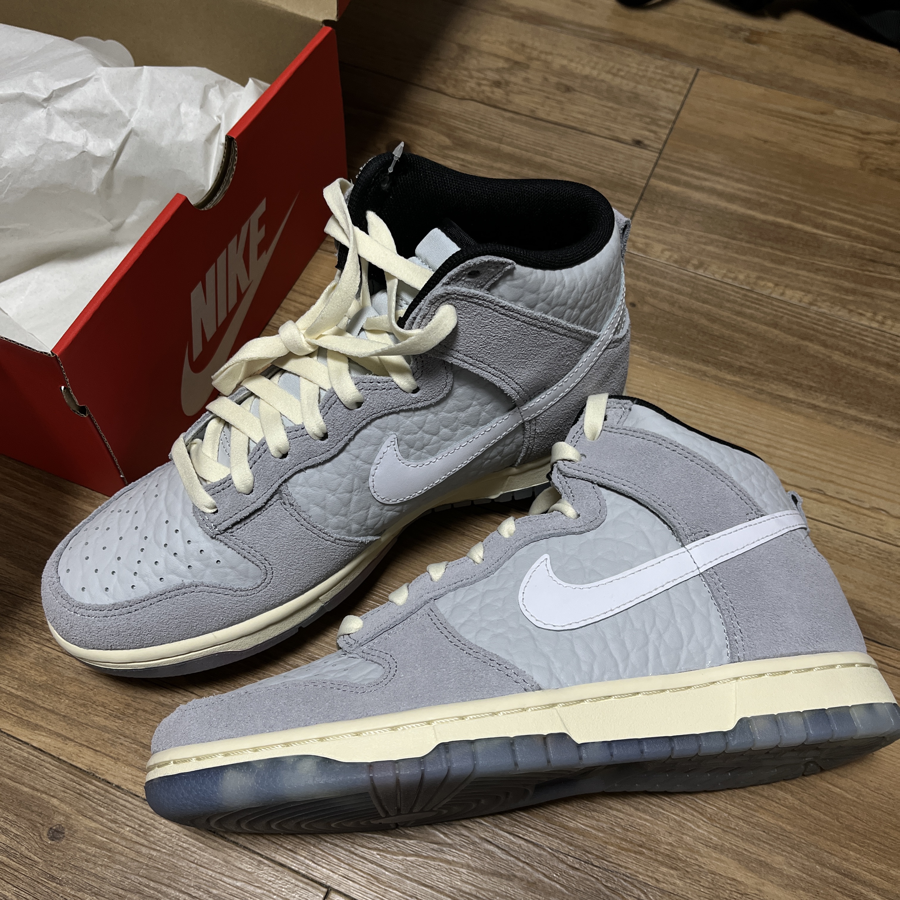 Nike Dunk High PRM Culture Day 착용 스타일 - 1