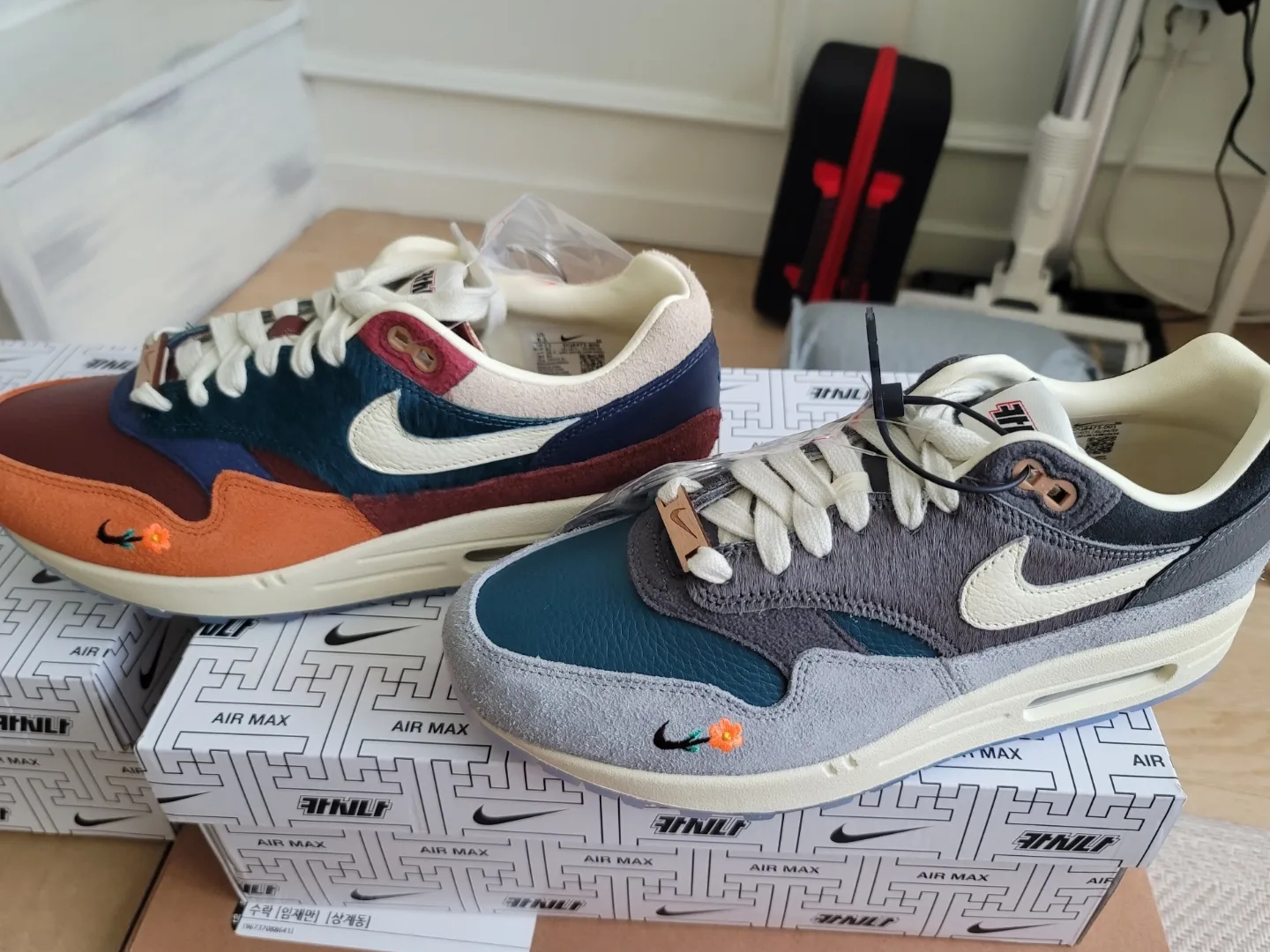 Nike x Kasina Air Max 1 SP Won-Ang Particle Grey, Nike x Kasina Air Max 1 SP Won-Ang Orange 착용 스타일 - 1