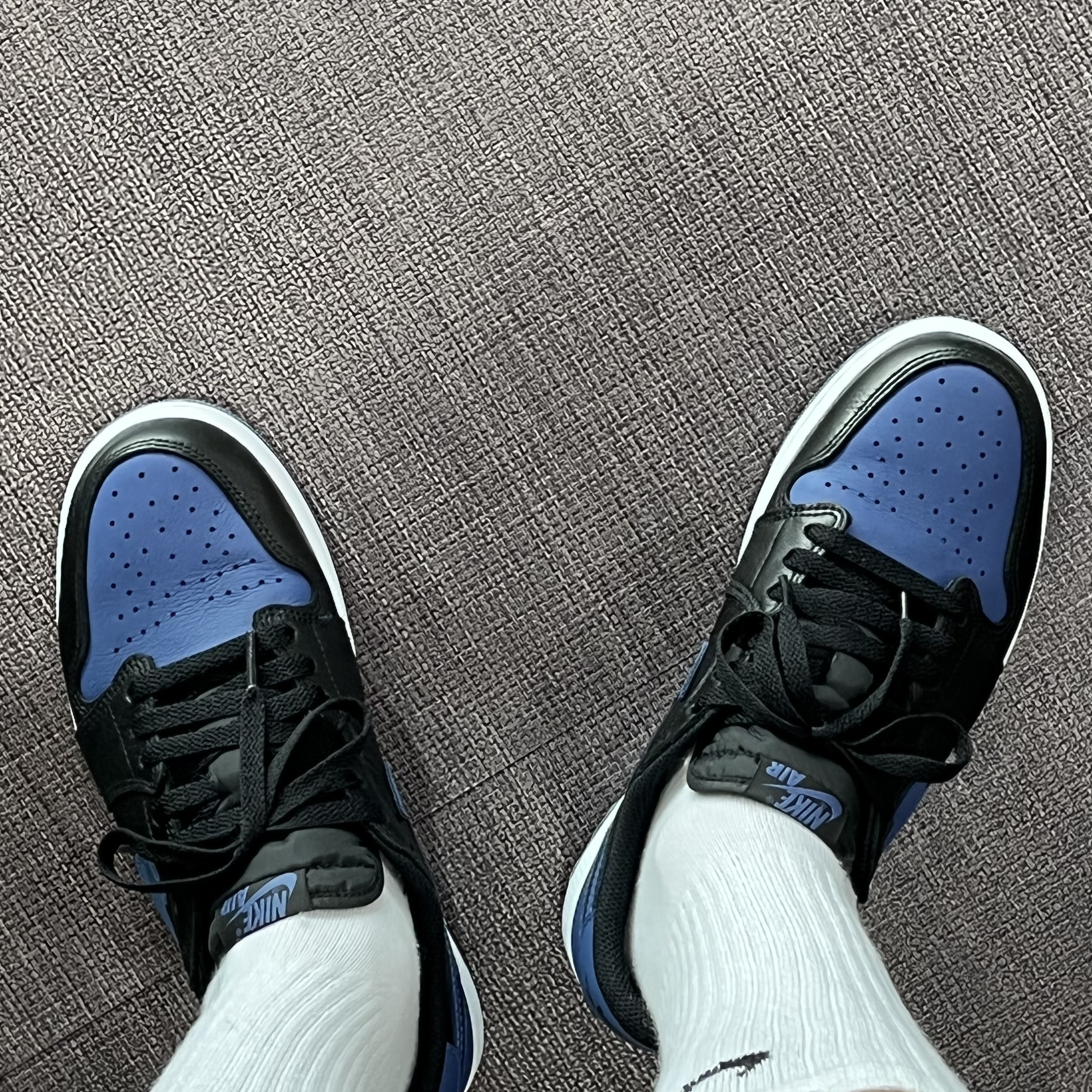 Jordan 1 Retro Low OG Mystic Navy 착용 스타일