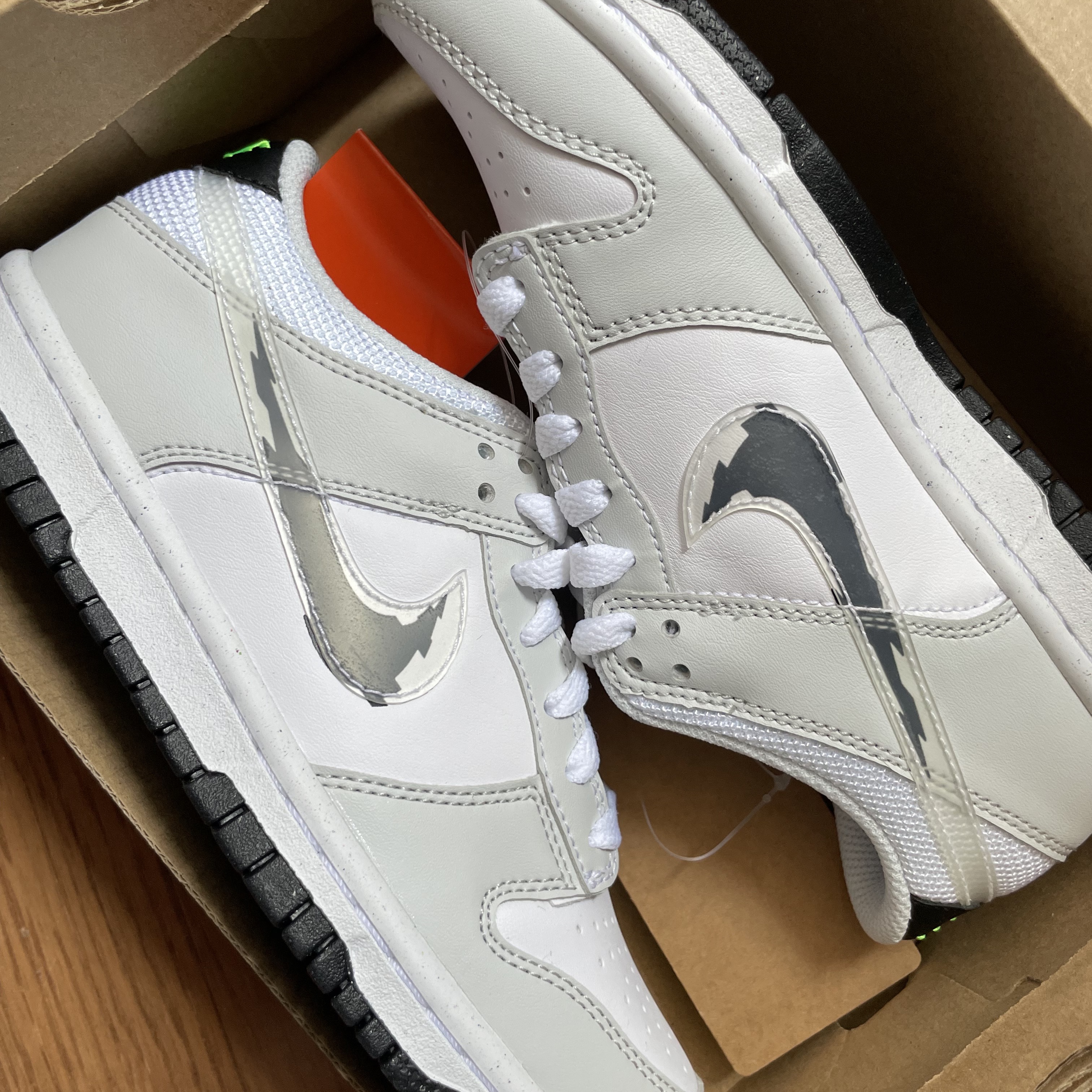 (GS) Nike Dunk Low Photon Dust 착용 스타일