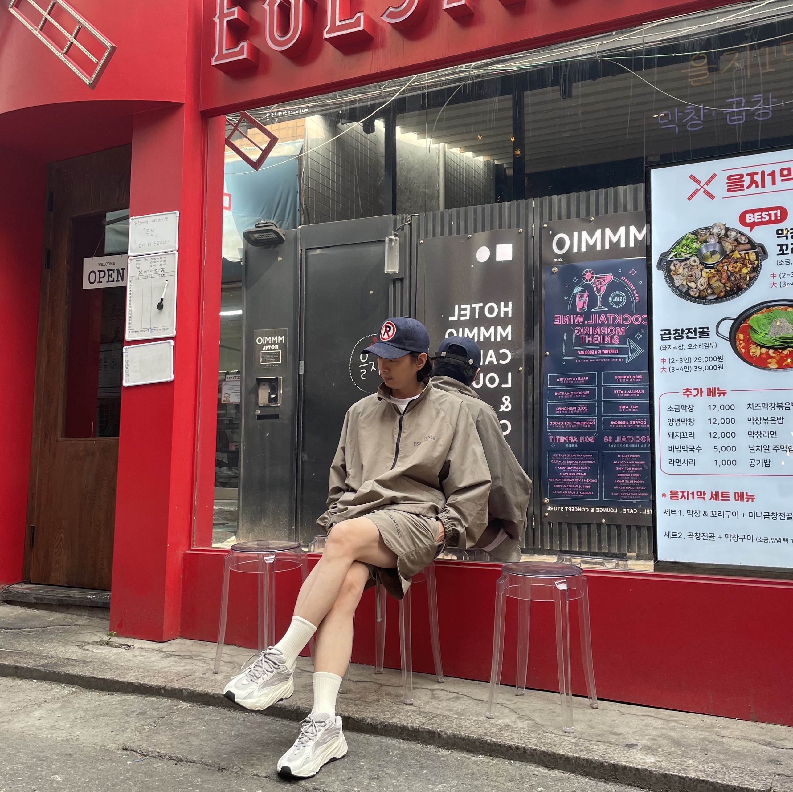 Peaceminusone 5 Panel Ball Cap #1 Blue, Essentials Volley Shorts Taupe - 21SS 착용 스타일