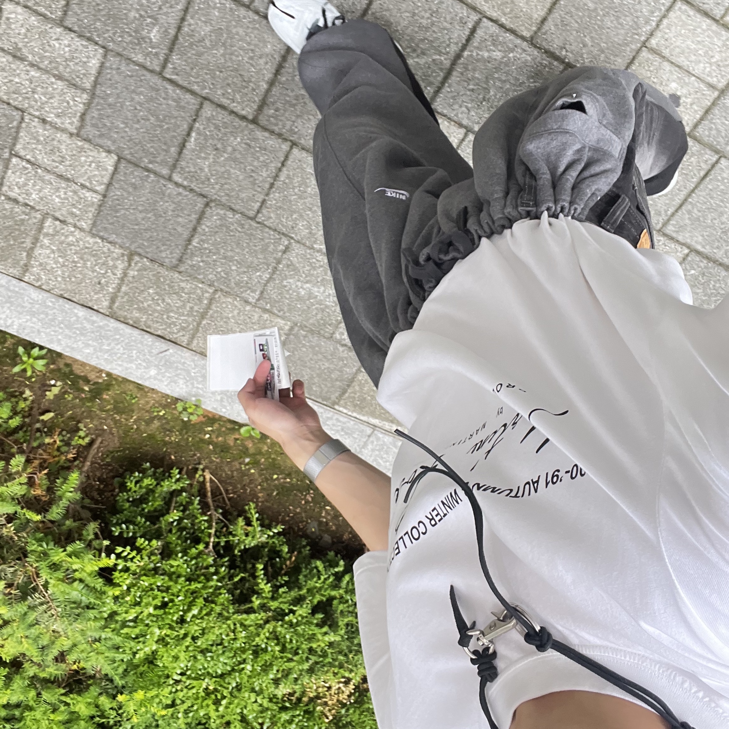 Reebok x Maison Margiela Classic Leather Tabi Shoes Bianchetto, Our Legacy Ladon Leather Keychain Black 착용 스타일
