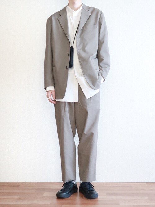 Uniqlo U Relaxed Tailored Jacket Khaki, Uniqlo U Wide Fit Tapered Pants Khaki 착용 스타일