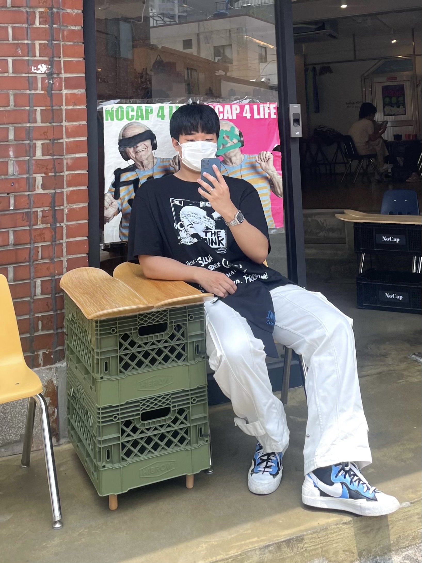 Nike x Sacai Blazer Mid White Black Legend Blue, Nike Air Force 1 '07 Low White 착용 스타일 - 3