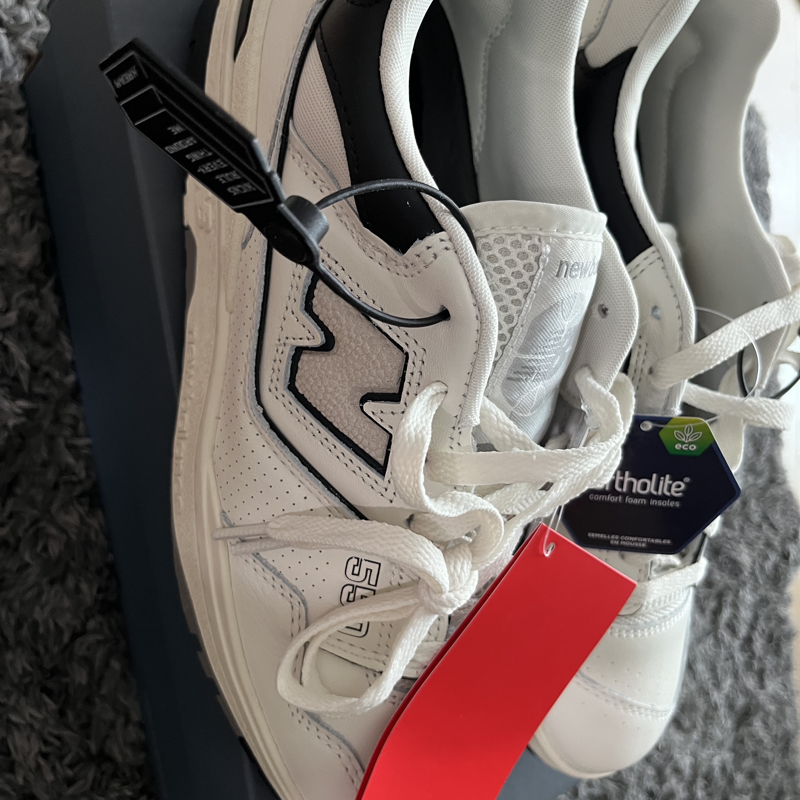 New Balance 550 White Grey - 2E Wide 착용 스타일