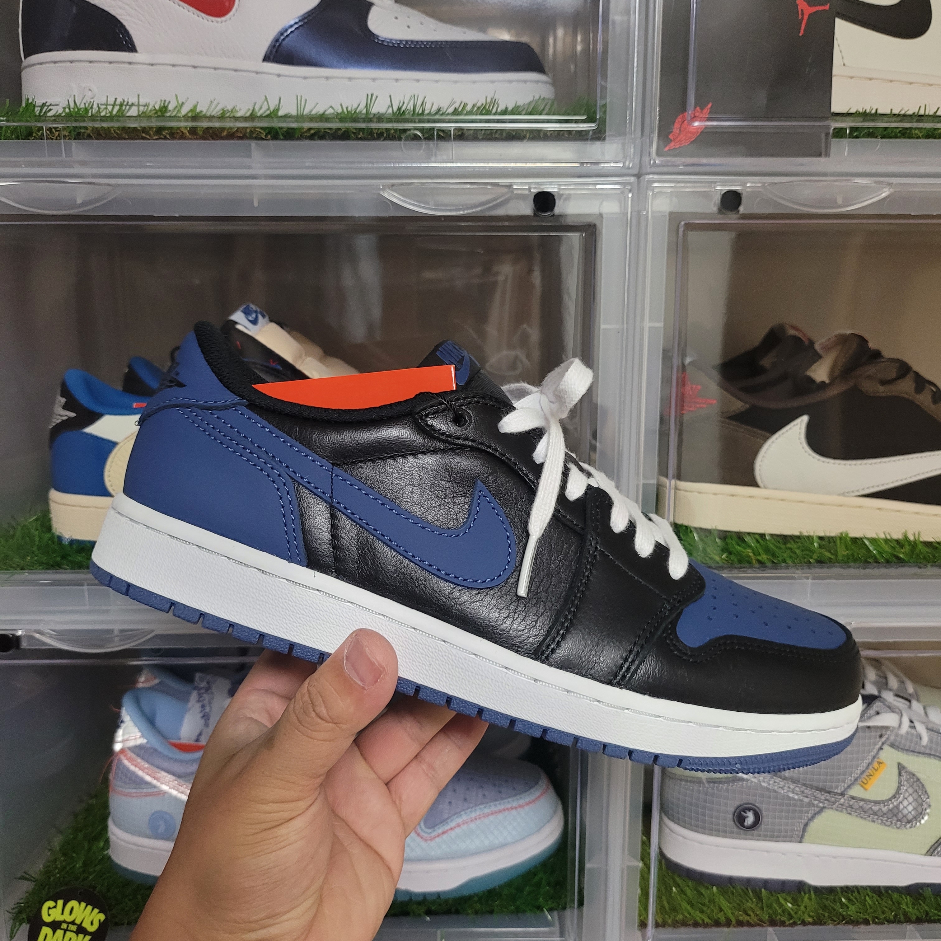 Jordan 1 Retro Low OG Mystic Navy 착용 스타일 - 4