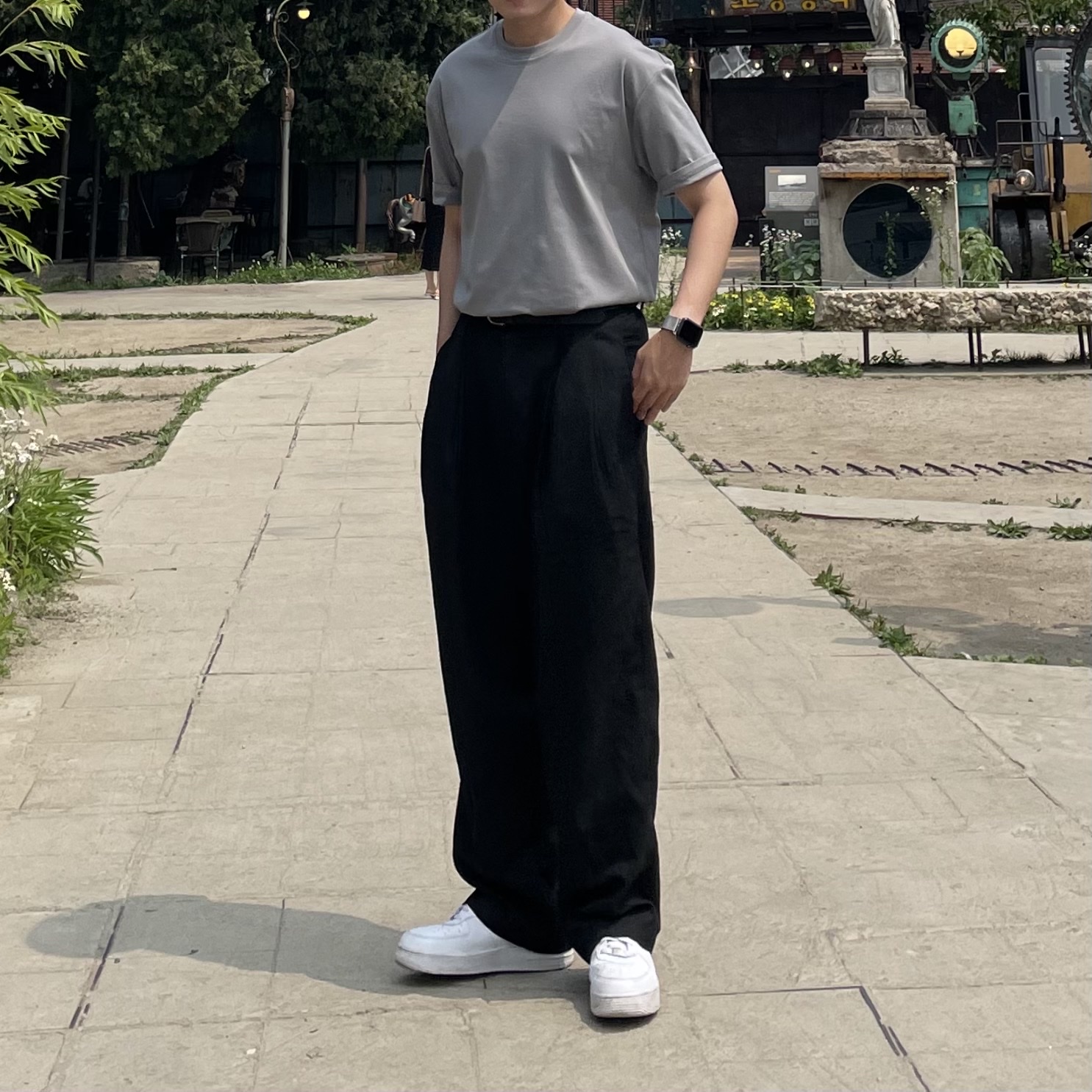 Nike x Supreme Air Force 1 Low White 착용 스타일