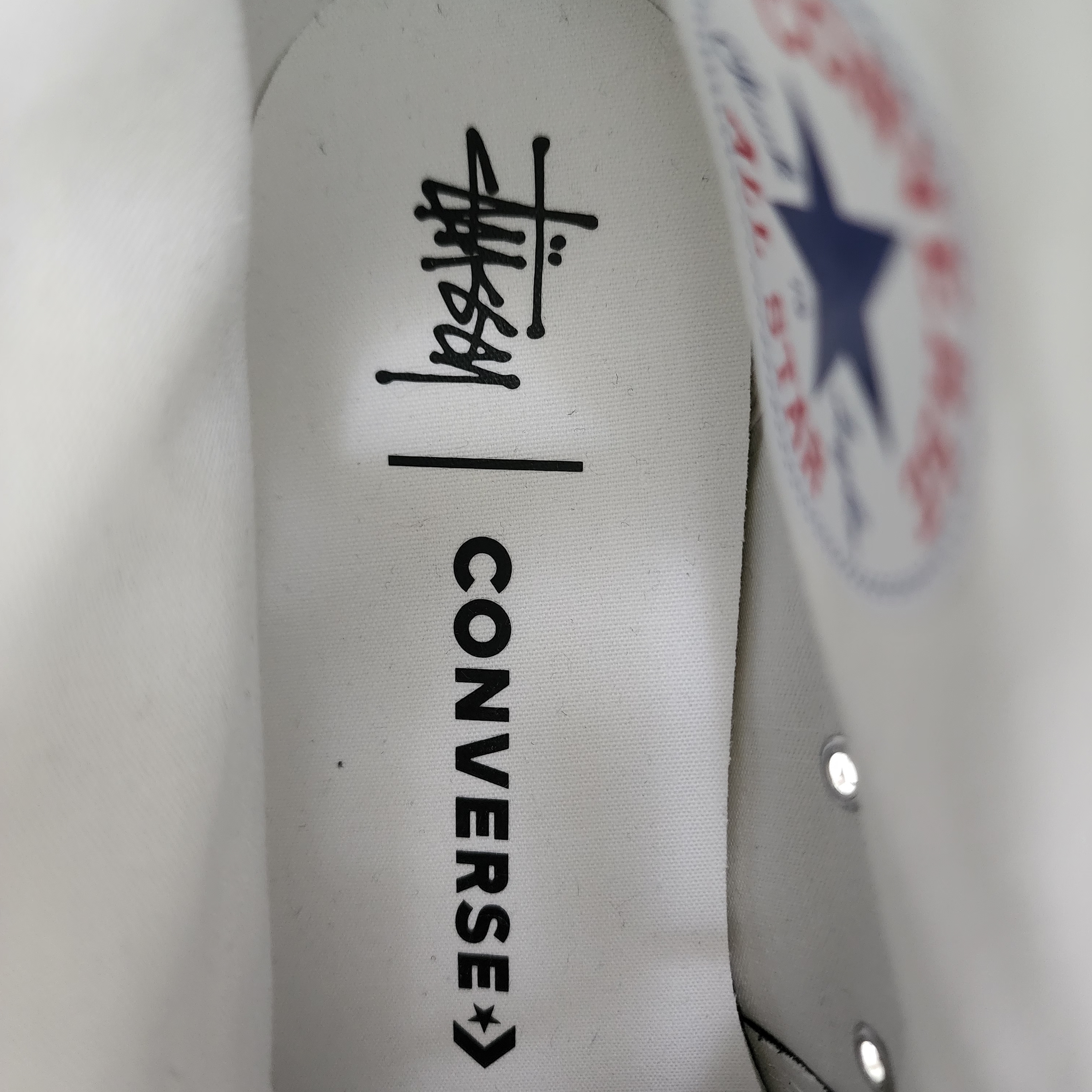 Converse x Stussy Chuck 70 High Black 착용 스타일 - 3