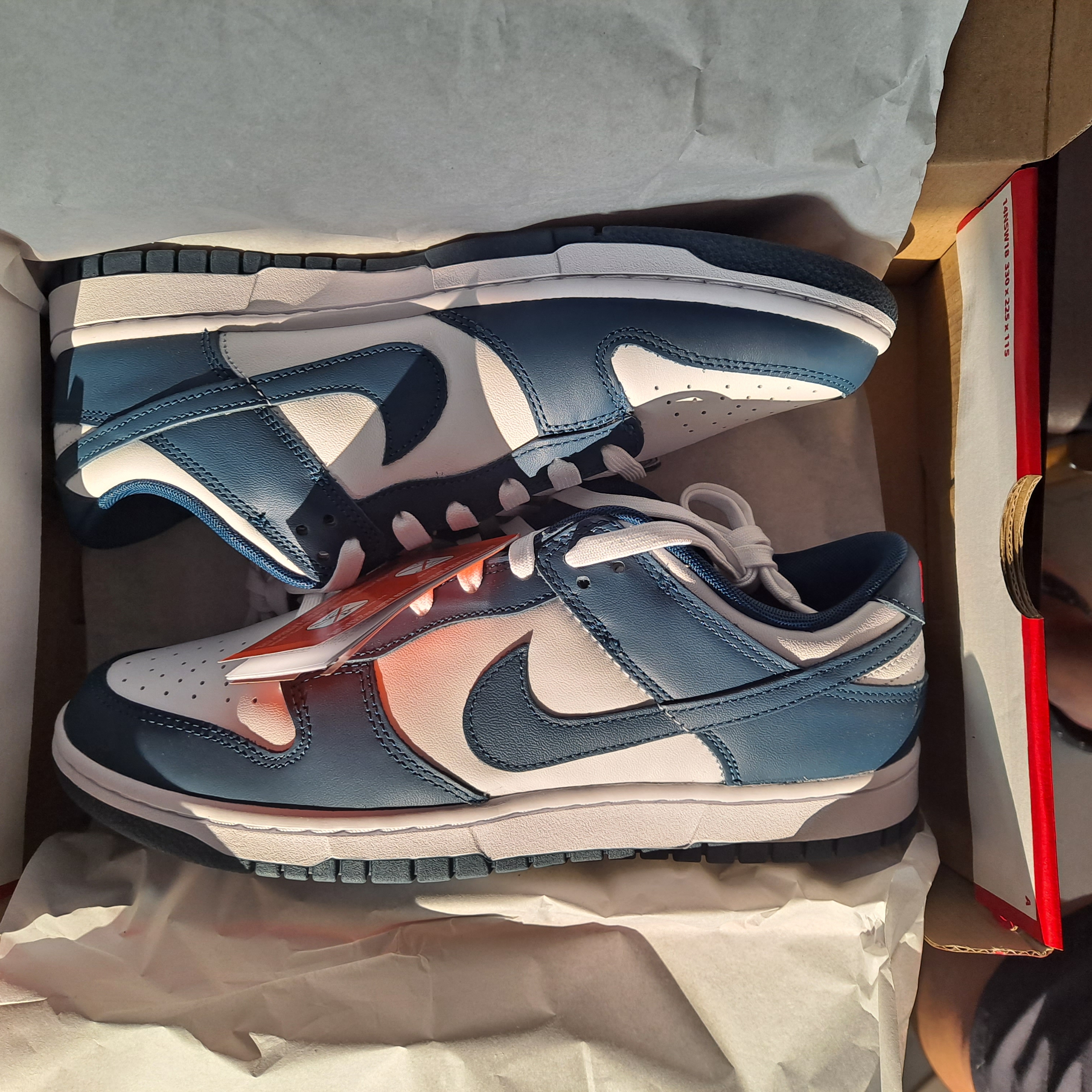 Nike Dunk Low Retro Valerian Blue 착용 스타일