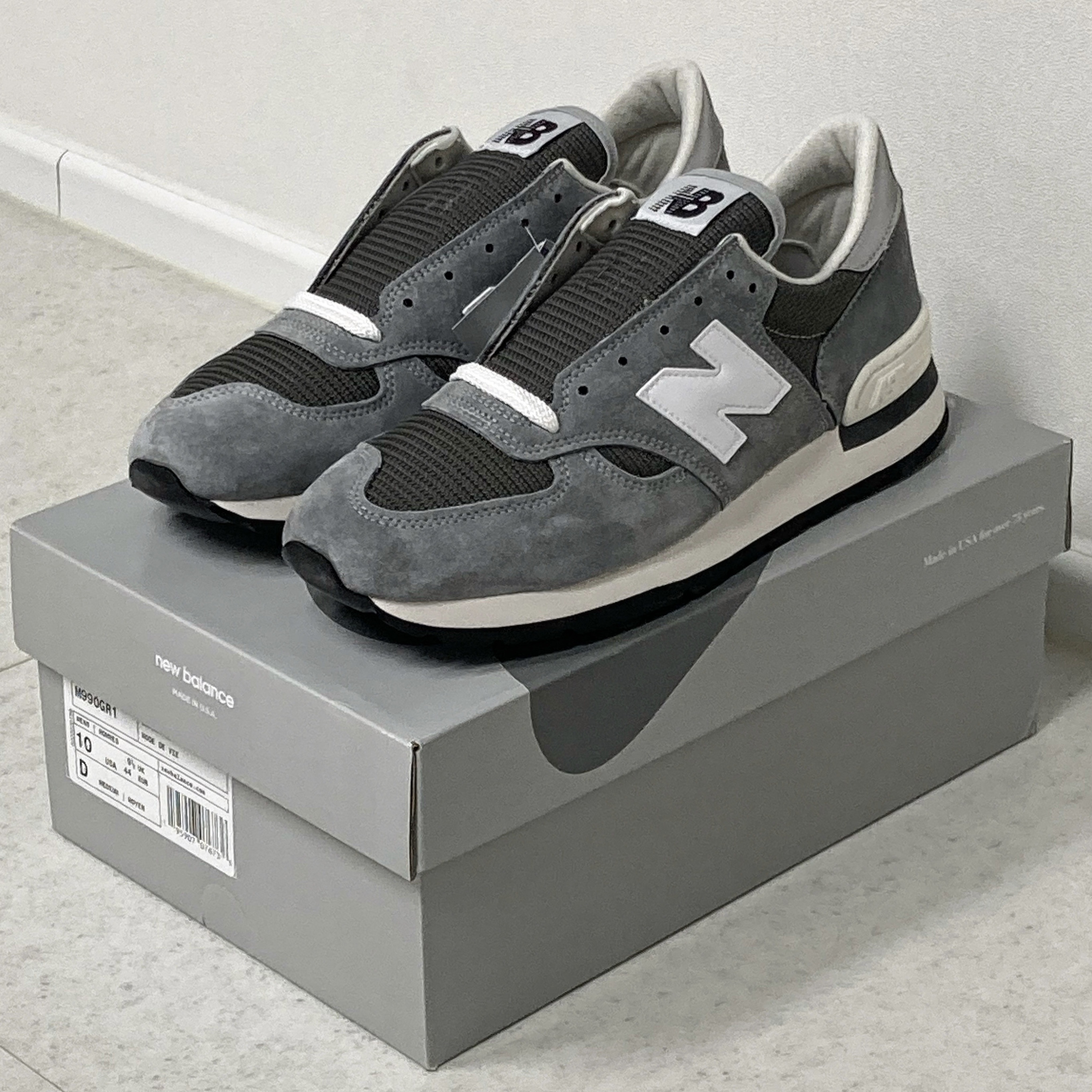 New Balance 990v1 Made in USA Grey White 착용 스타일