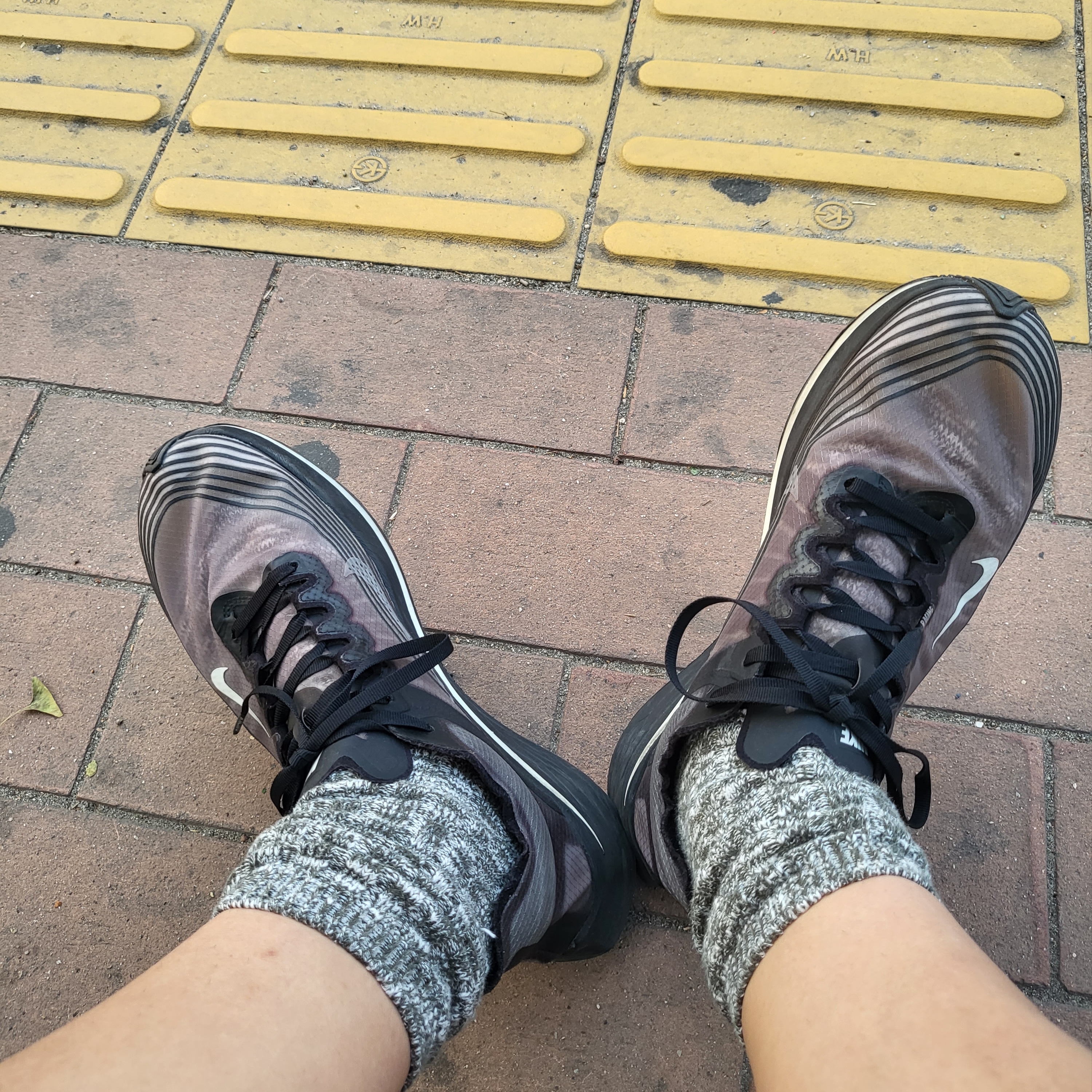 Nike x Undercover Gyakusou Zoom Fly Black 착용 스타일 - 2