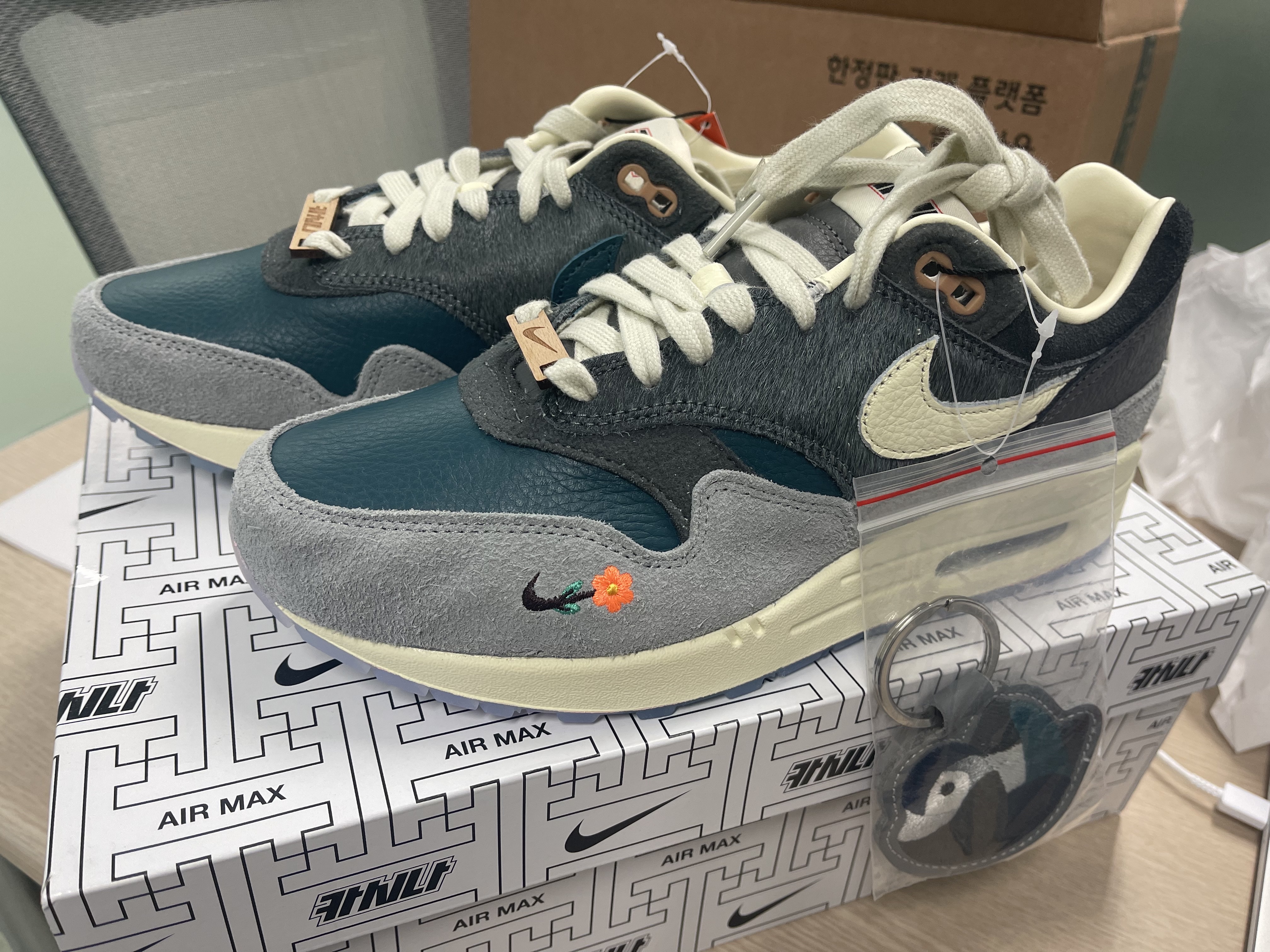 Nike x Kasina Air Max 1 SP Won-Ang Particle Grey 착용 스타일