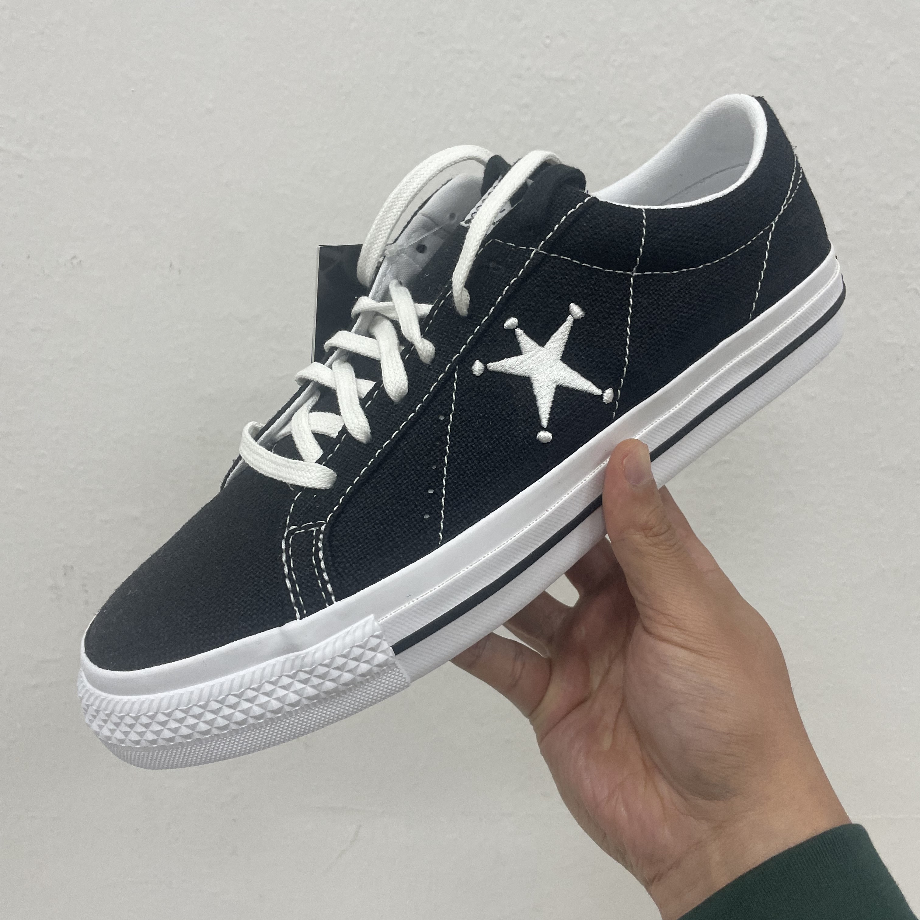 Converse x Stussy One Star Ox Black 착용 스타일