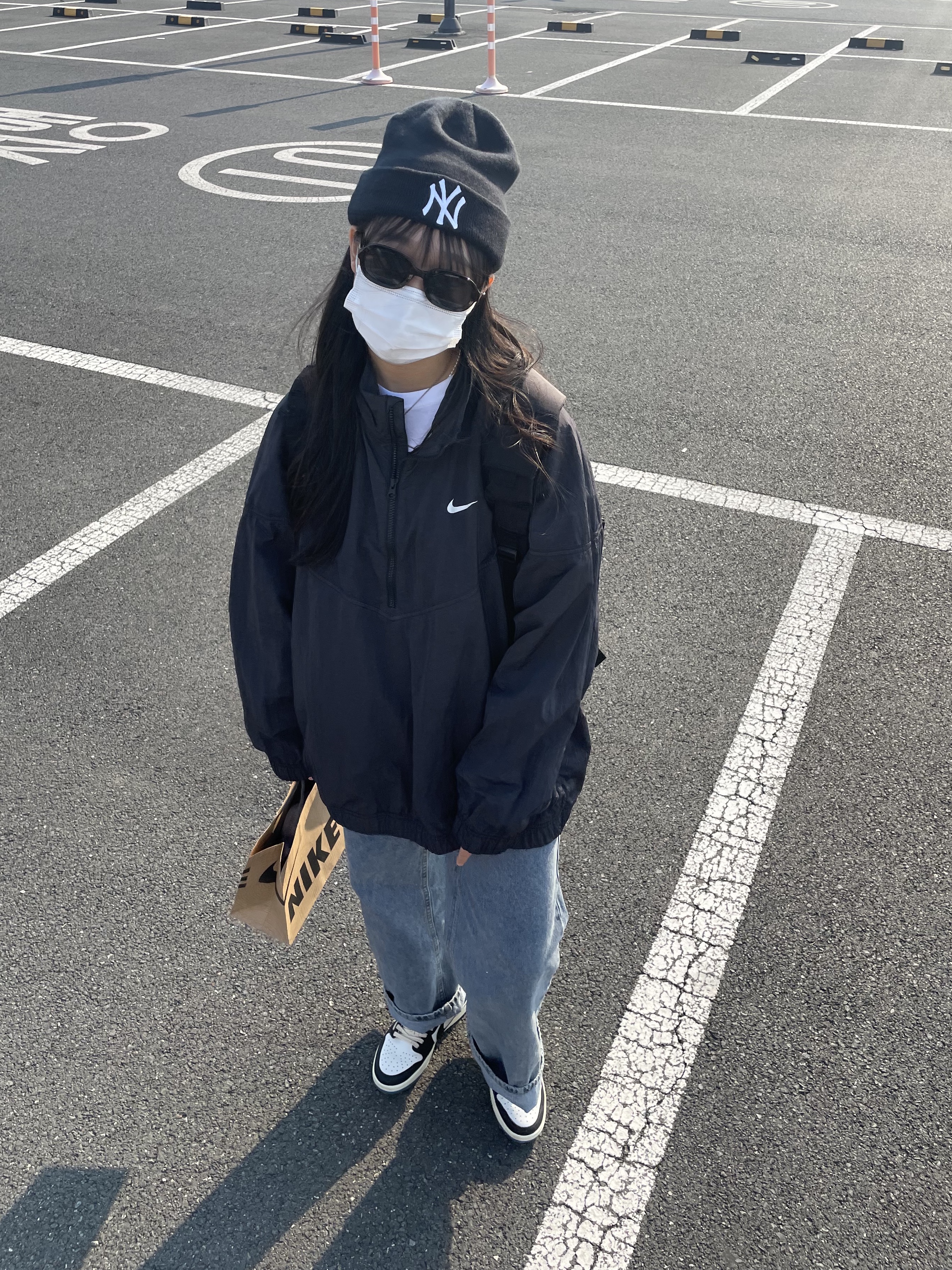 Nike x Stussy Windrunner Jacket Off Noir, Jordan 1 x Travis Scott x Fragment Retro Low OG SP Military Blue 착용 스타일 - 1