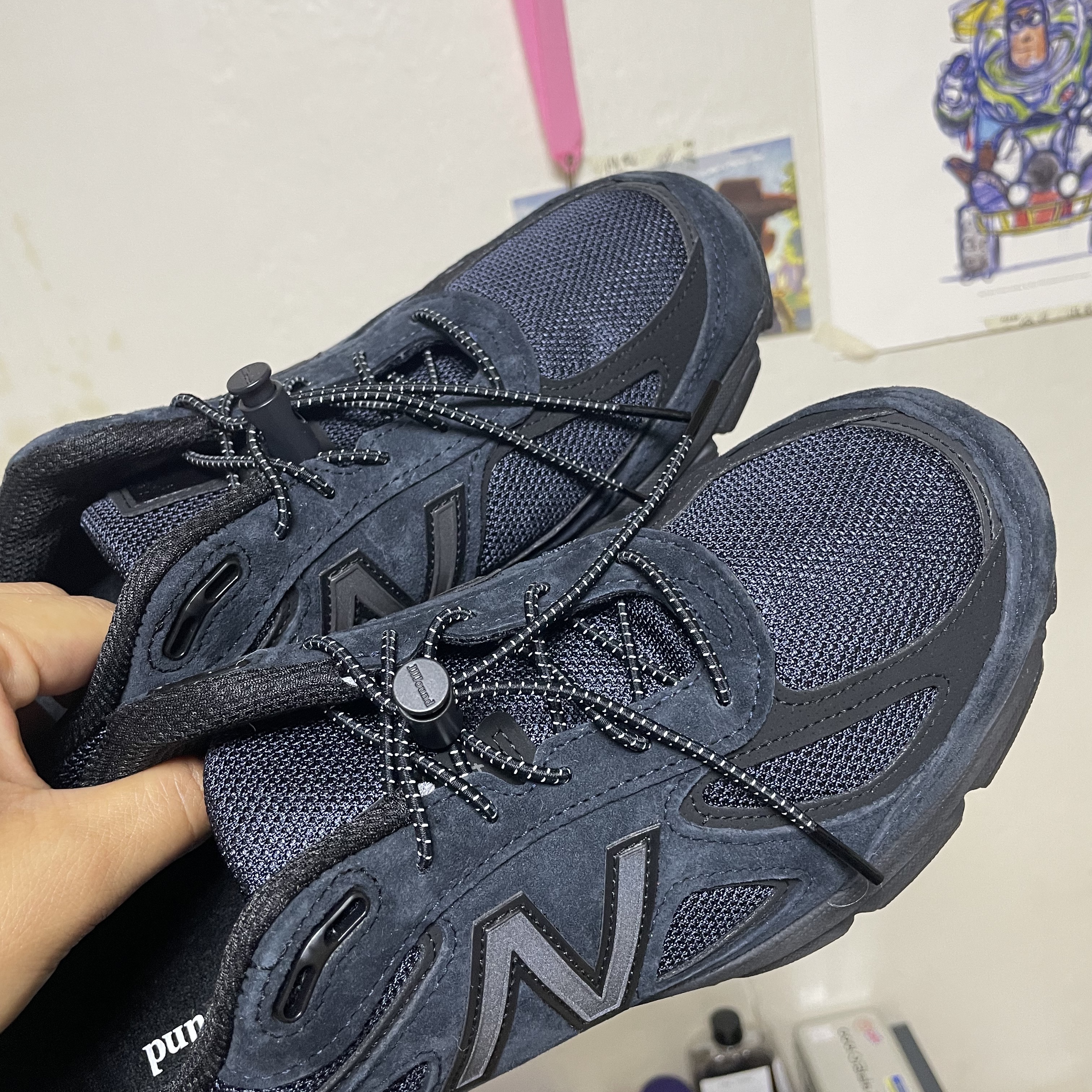 New Balance x JJJJound 990v4 Navy 착용 스타일