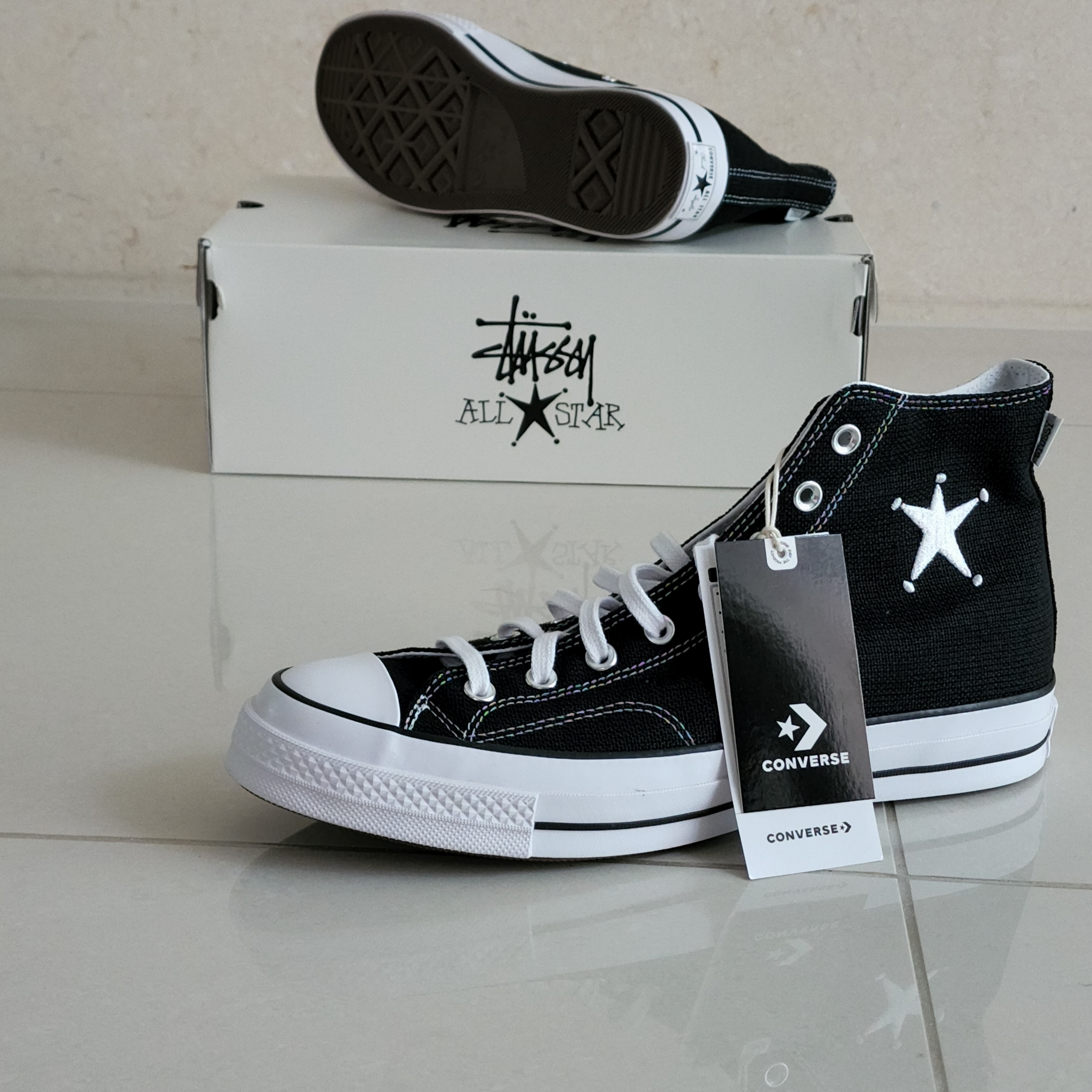 Converse x Stussy Chuck 70 High Black 착용 스타일 - 1