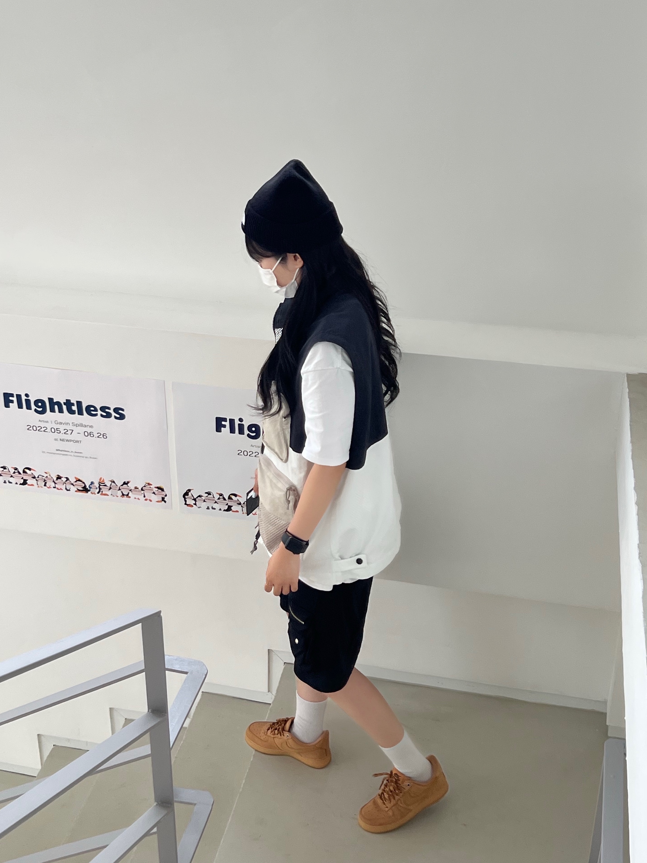 Nike Air Force 1 '07 WB Flax, Nike ACG Utility Vest Black Summit White - US/EU 착용 스타일 - 2