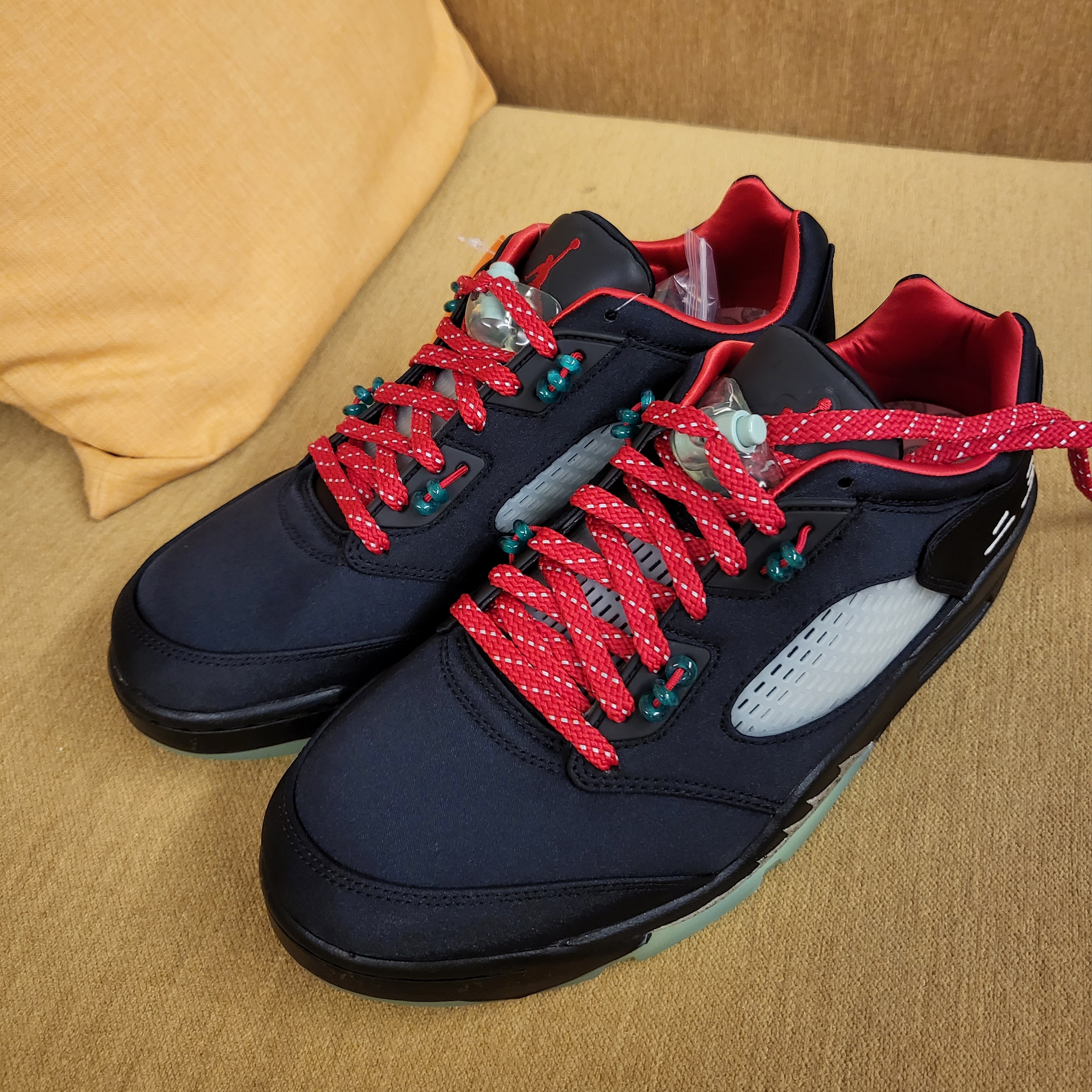 Jordan 5 x Clot Retro Low SP Anthracite 착용 스타일