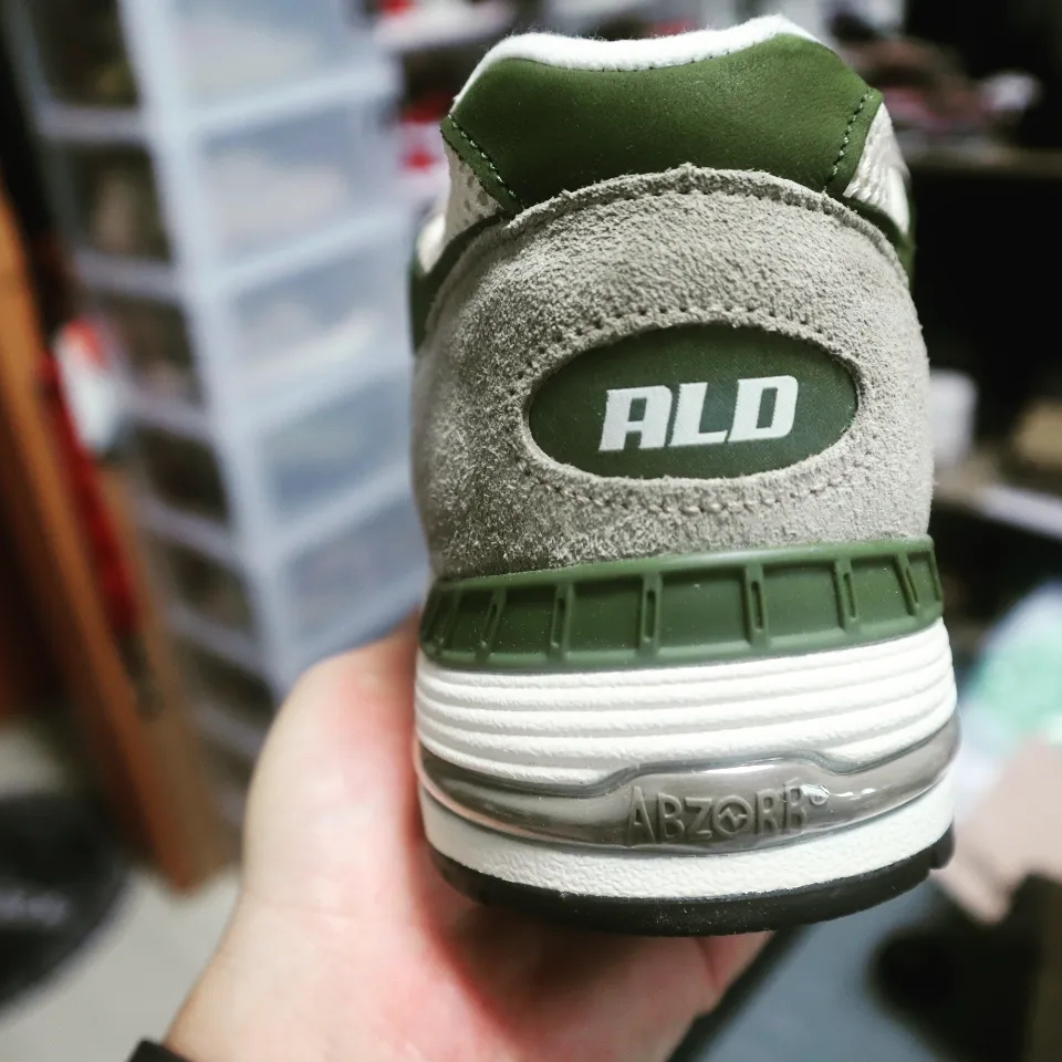 New Balance x Aime Leon Dore 991 Made in UK Grey 착용 스타일 - 3