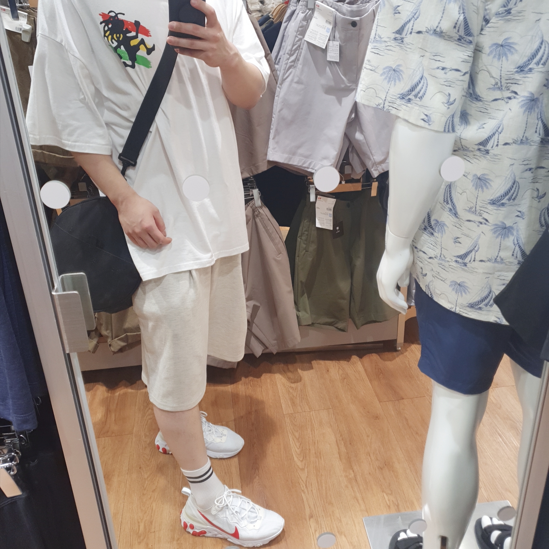 Nike React Element 55 White Red 착용 스타일 - 2