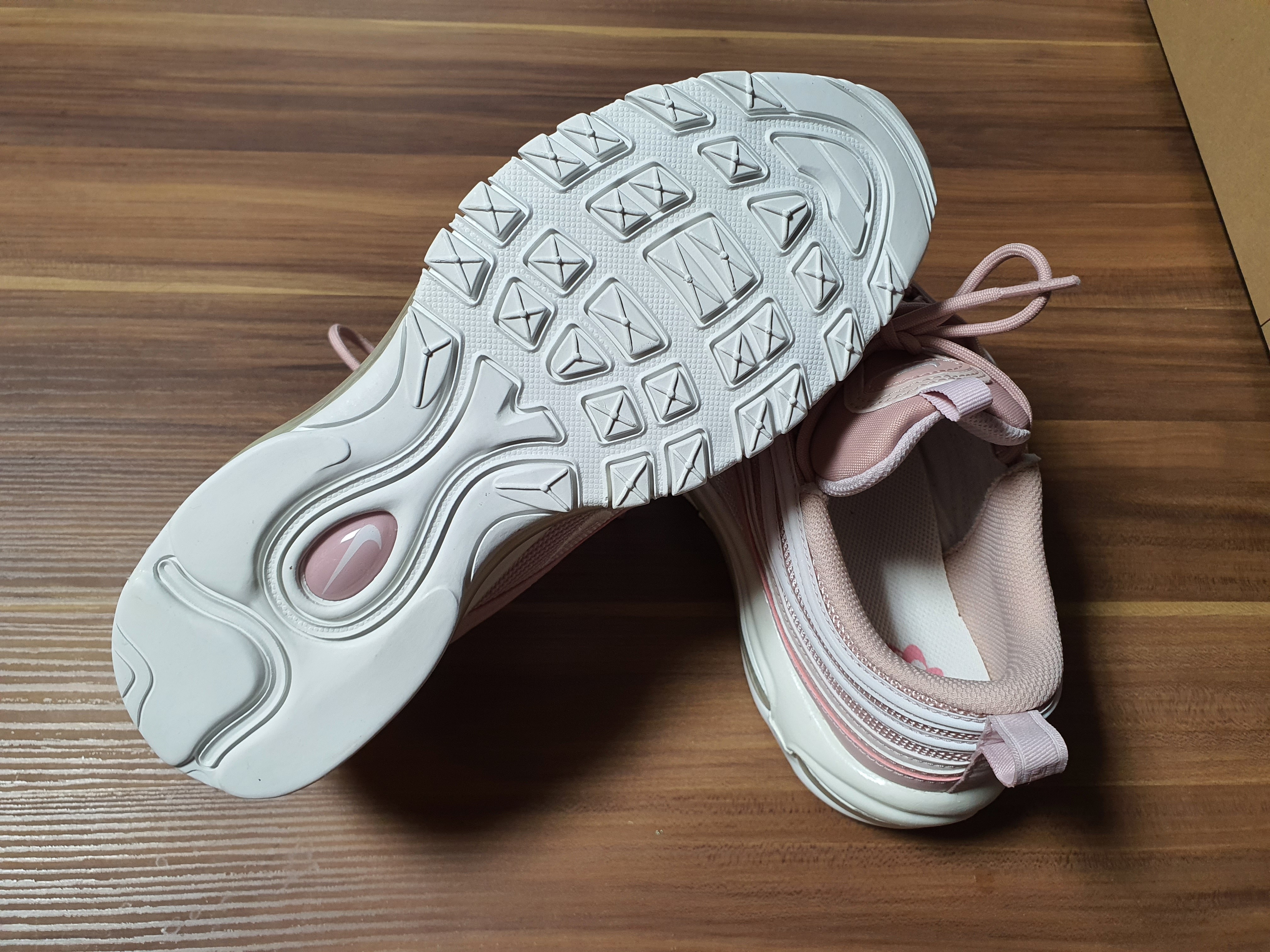 (W) Nike Air Max 97 Next Nature Pink Oxford 착용 스타일 - 3