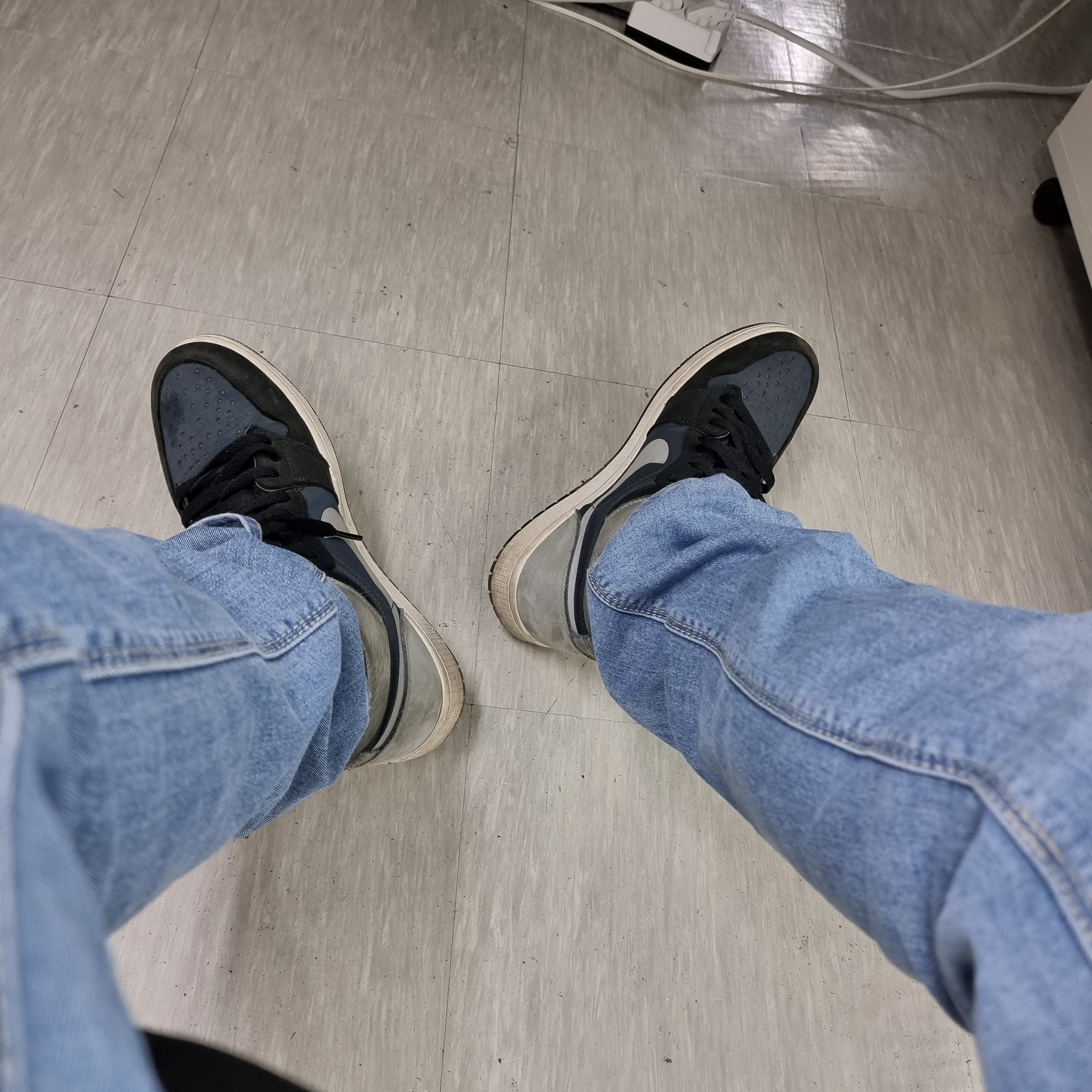 Jordan 1 Element Gore-Tex Particle Grey 착용 스타일