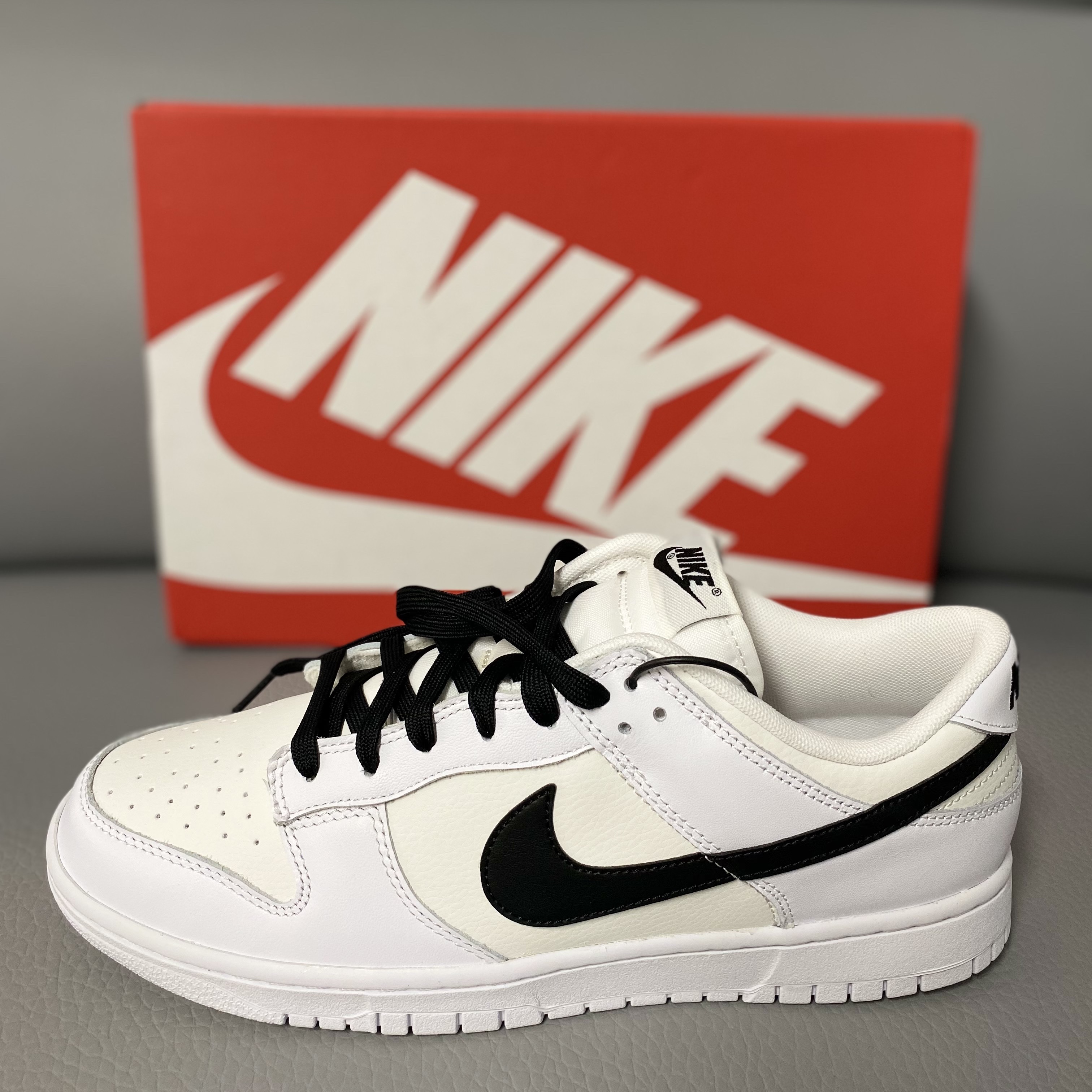 Nike Dunk Low Retro Summit White 착용 스타일