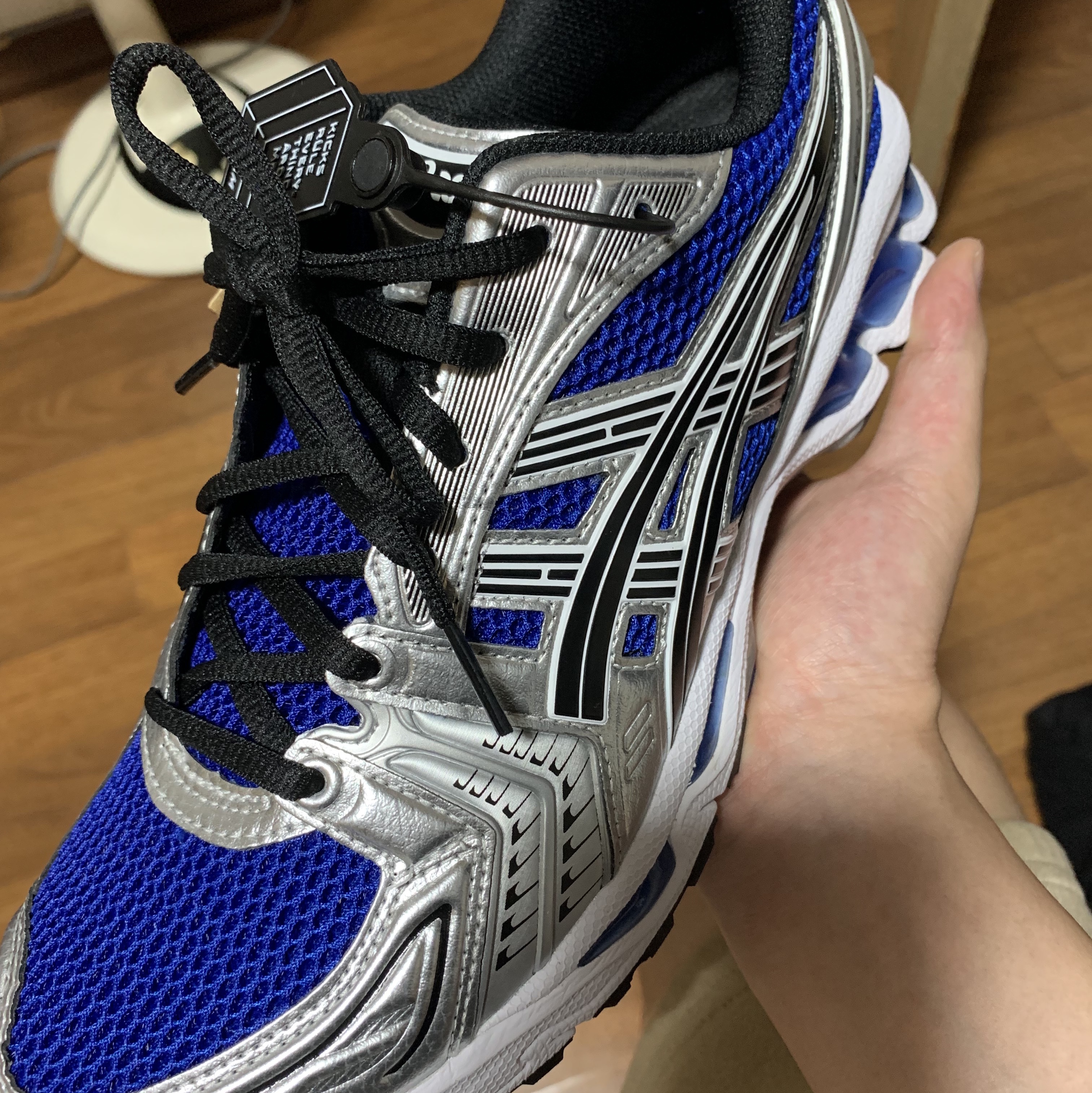 Asics Gel-Kayano 14 Monaco Blue Black 착용 스타일