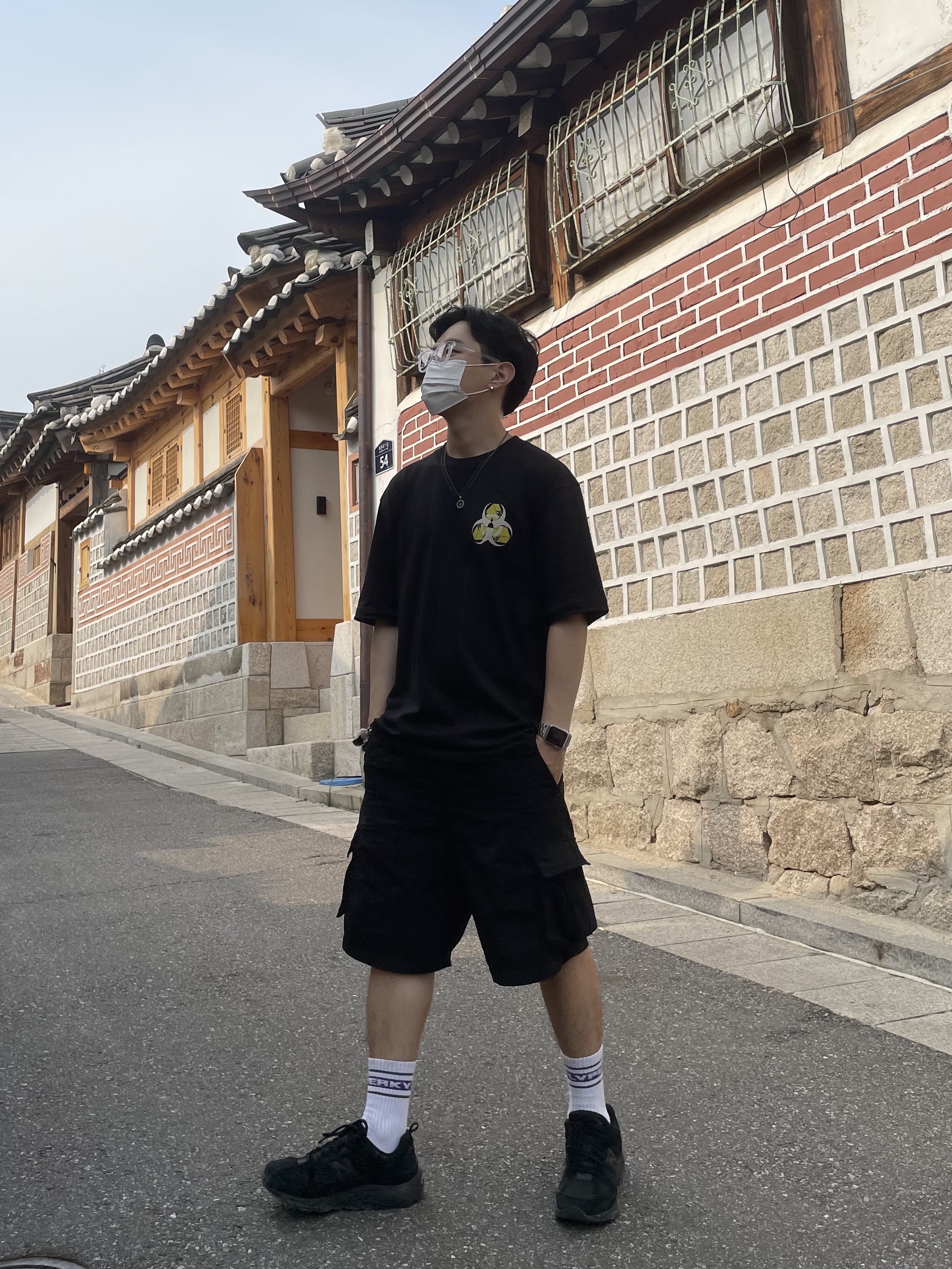 Palace Bio Hazard T-Shirt Black - 21SS 착용 스타일 - 4
