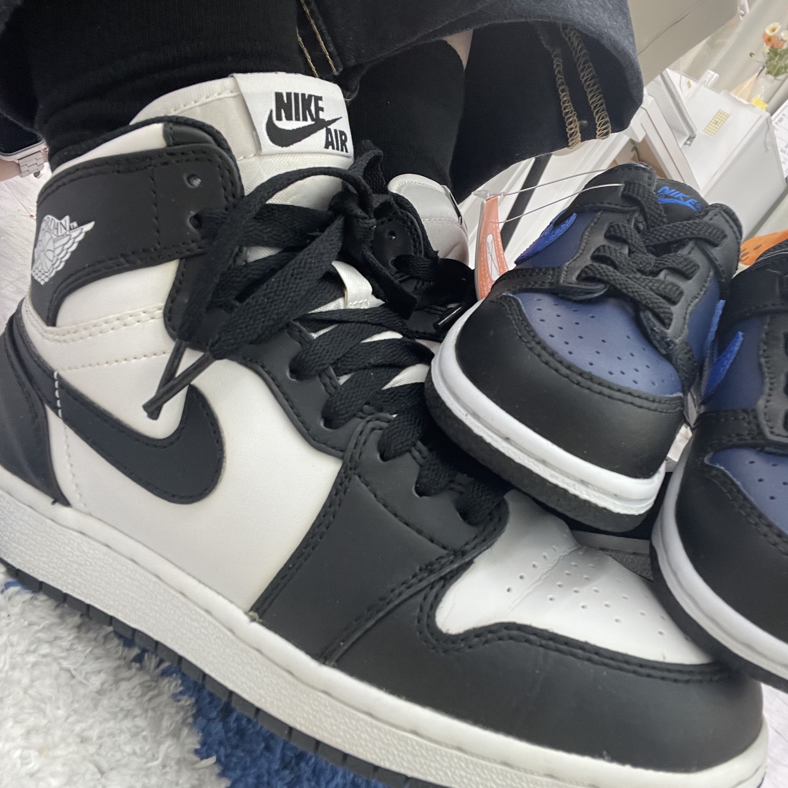 Jordan 1 Retro High OG Black White 2014, (GS) Jordan 1 Retro High OG Black White 2014 착용 스타일