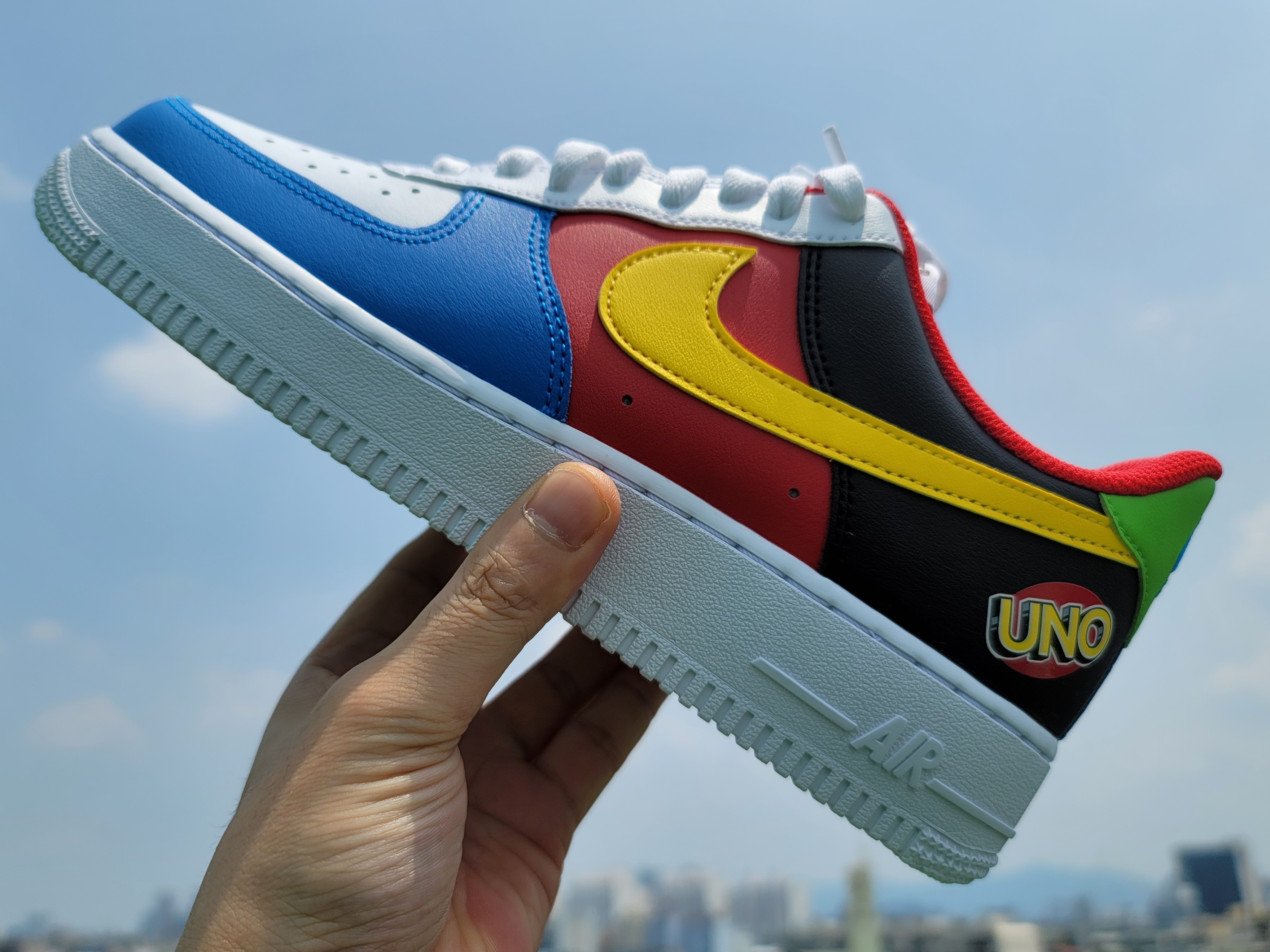 Nike x UNO Air Force 1 '07 QS White Yellow Zest 착용 스타일