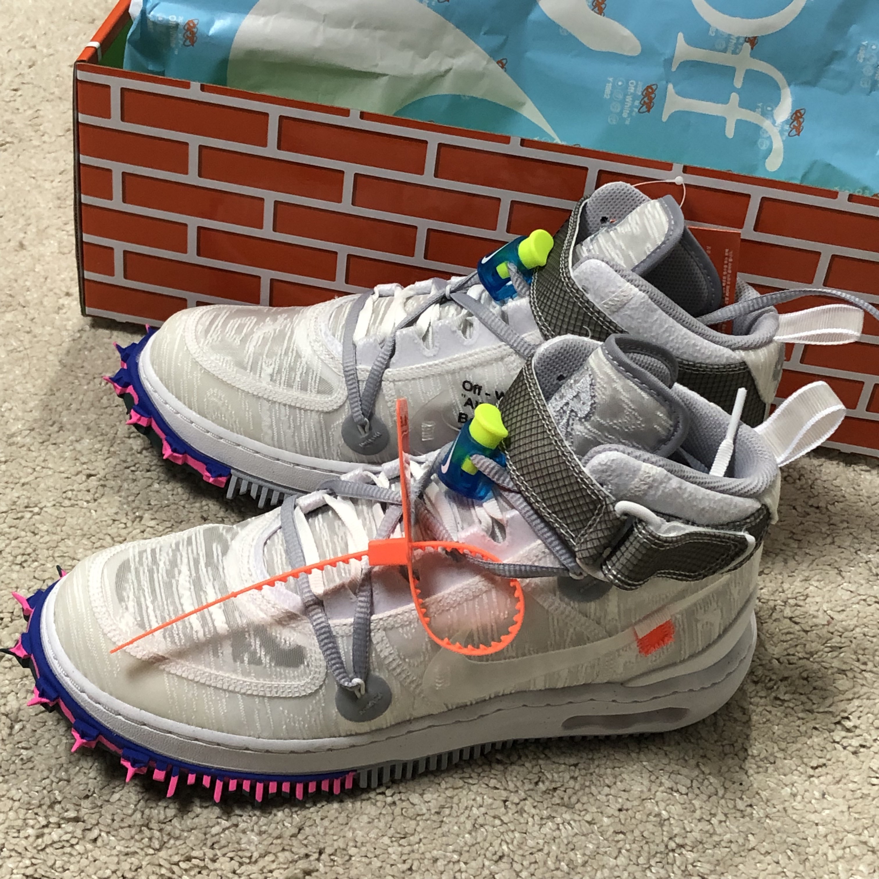 Nike x Off-White Air Force 1 Mid SP White ์ฐฉ์ฉ ์คํ์ผ - 1