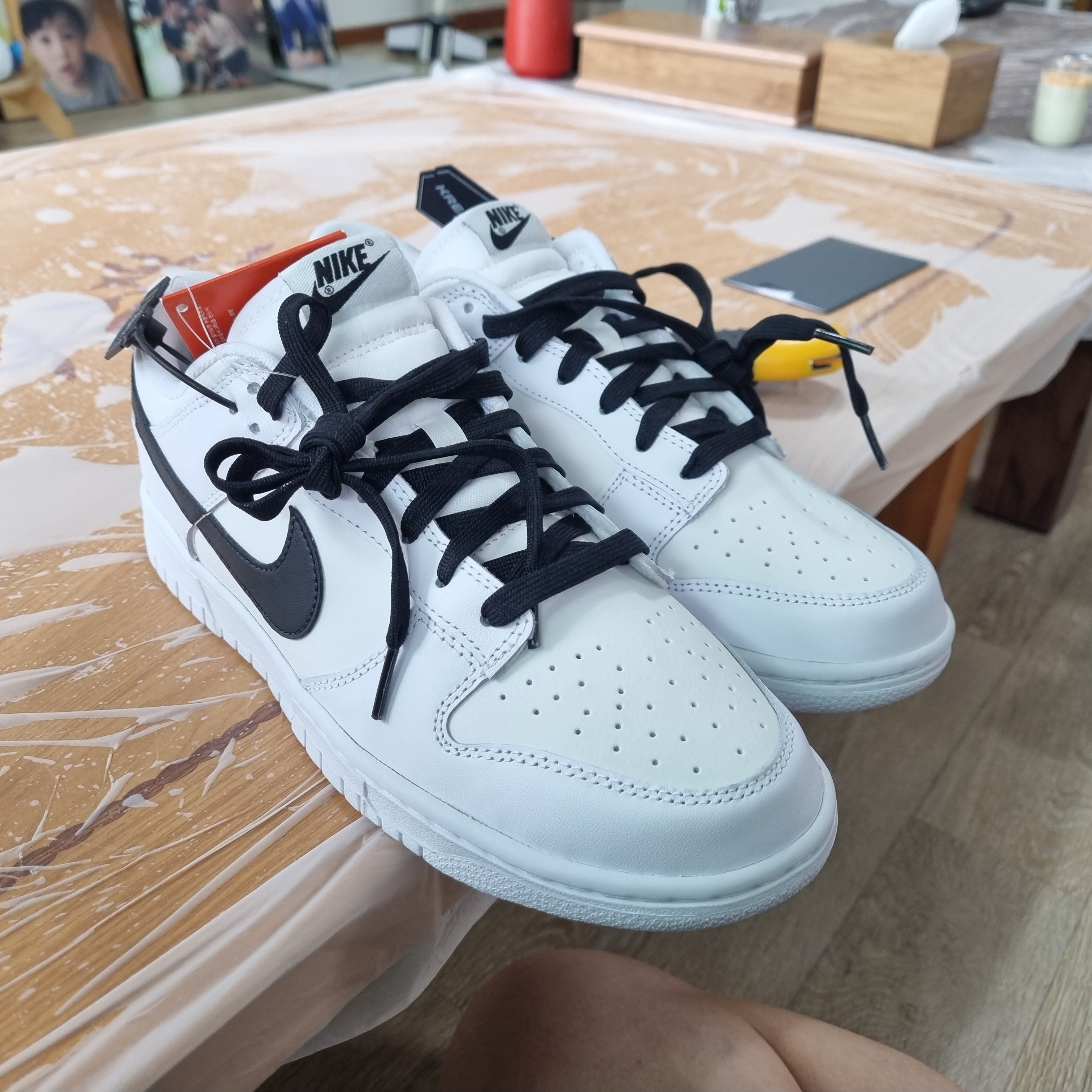 Nike Dunk Low Retro Summit White 착용 스타일