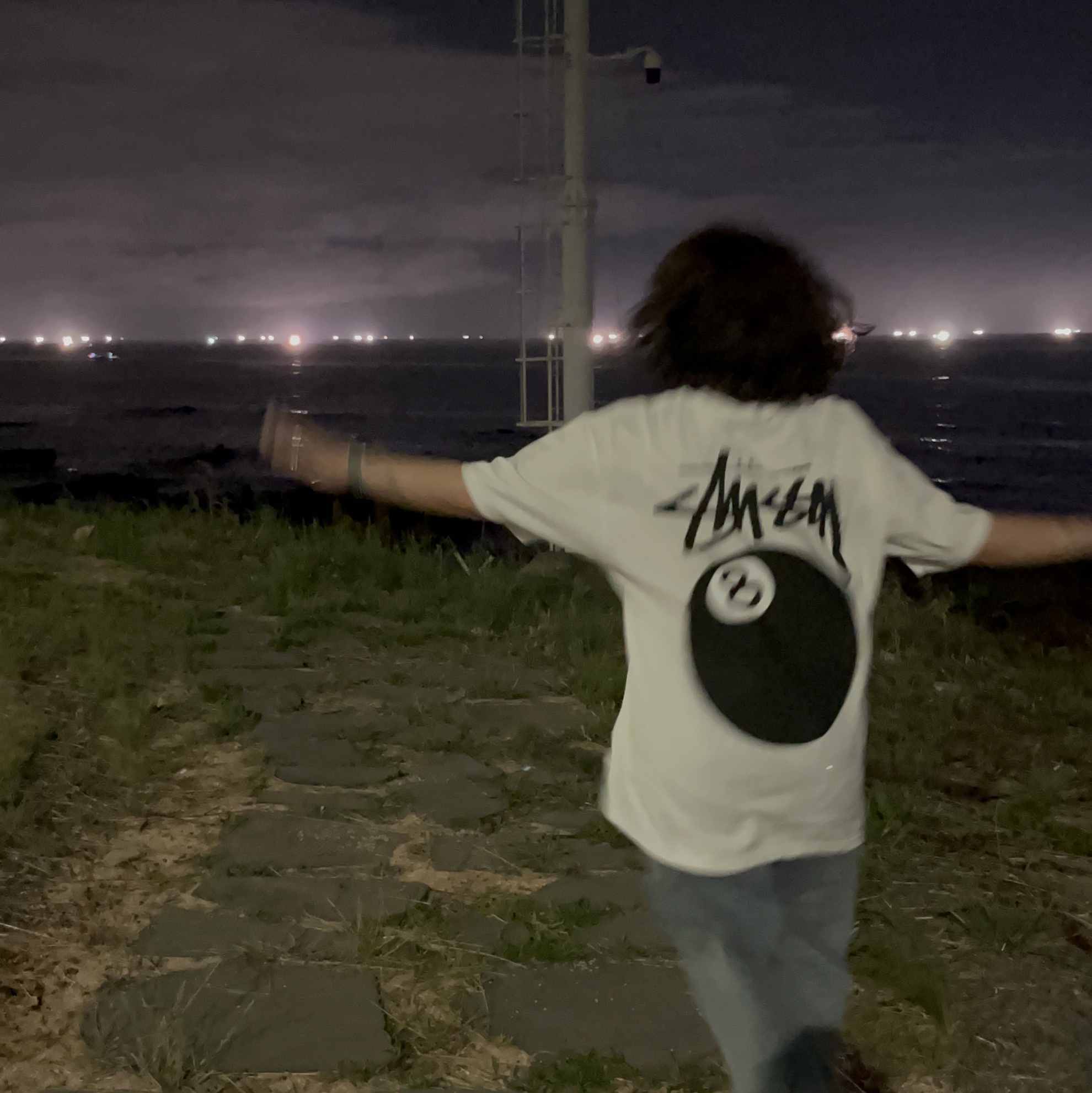 Stussy 8 Ball T-Shirt White - 22SS 착용 스타일 - 3
