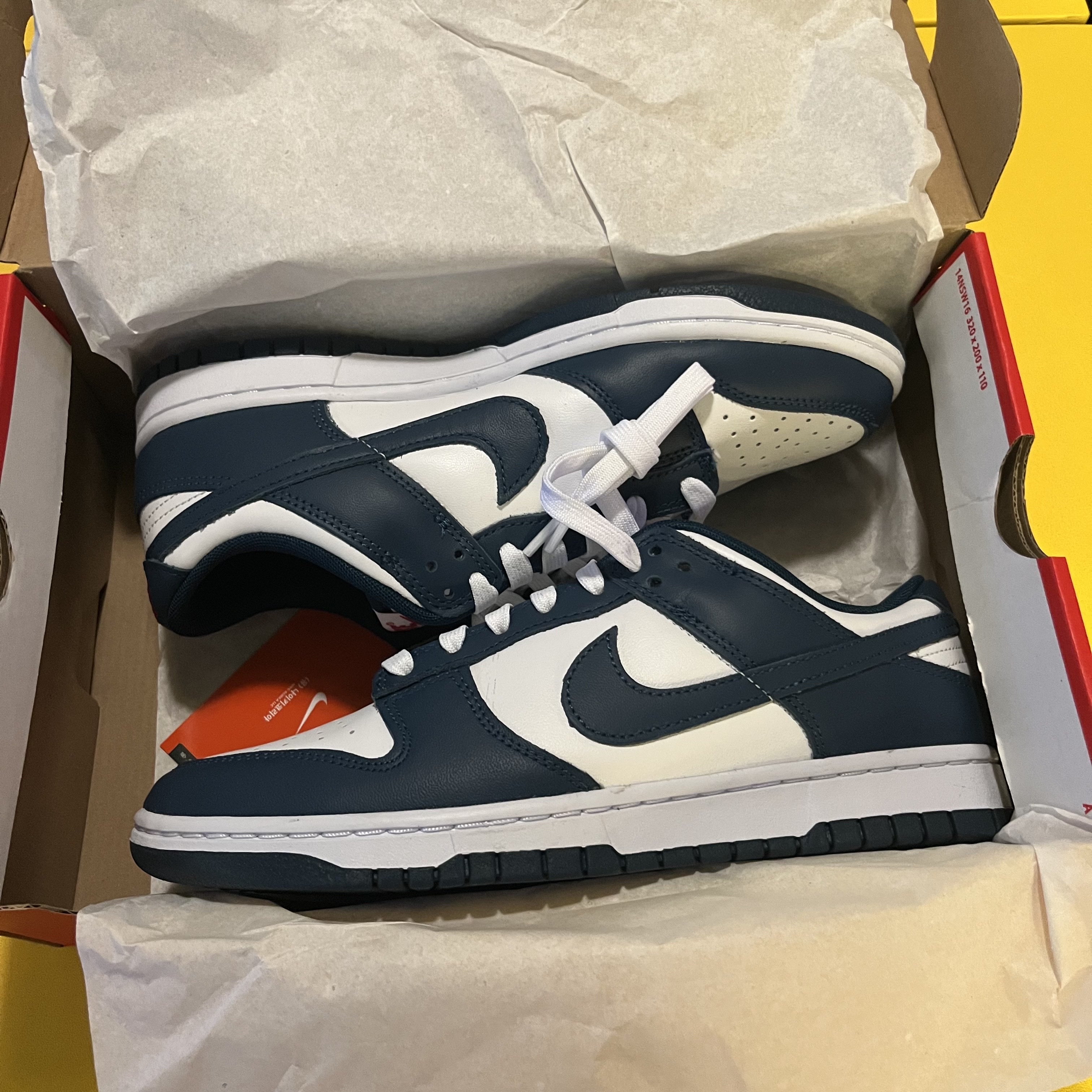 Nike Dunk Low Retro Valerian Blue 착용 스타일 - 2