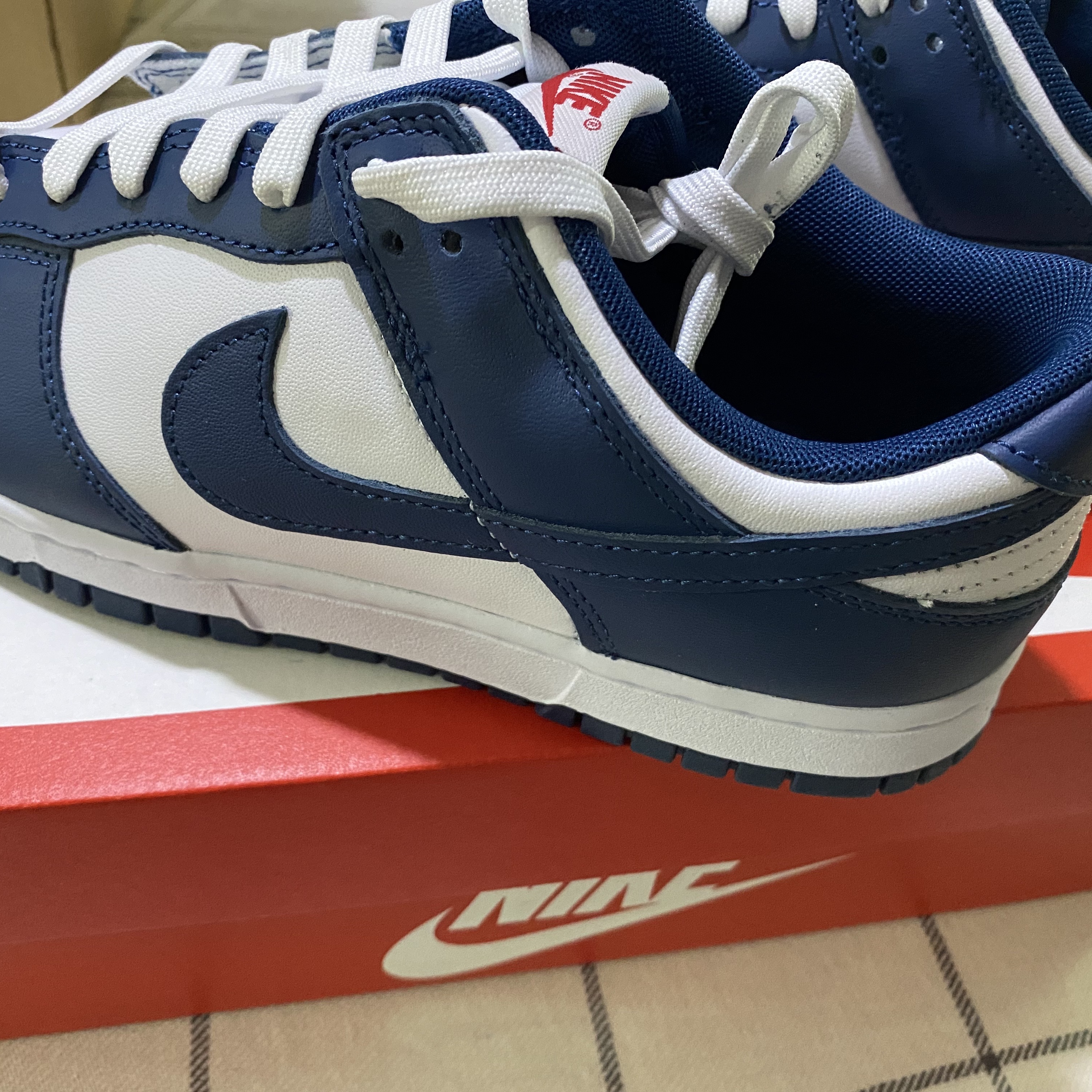 Nike Dunk Low Retro Valerian Blue 착용 스타일 - 2