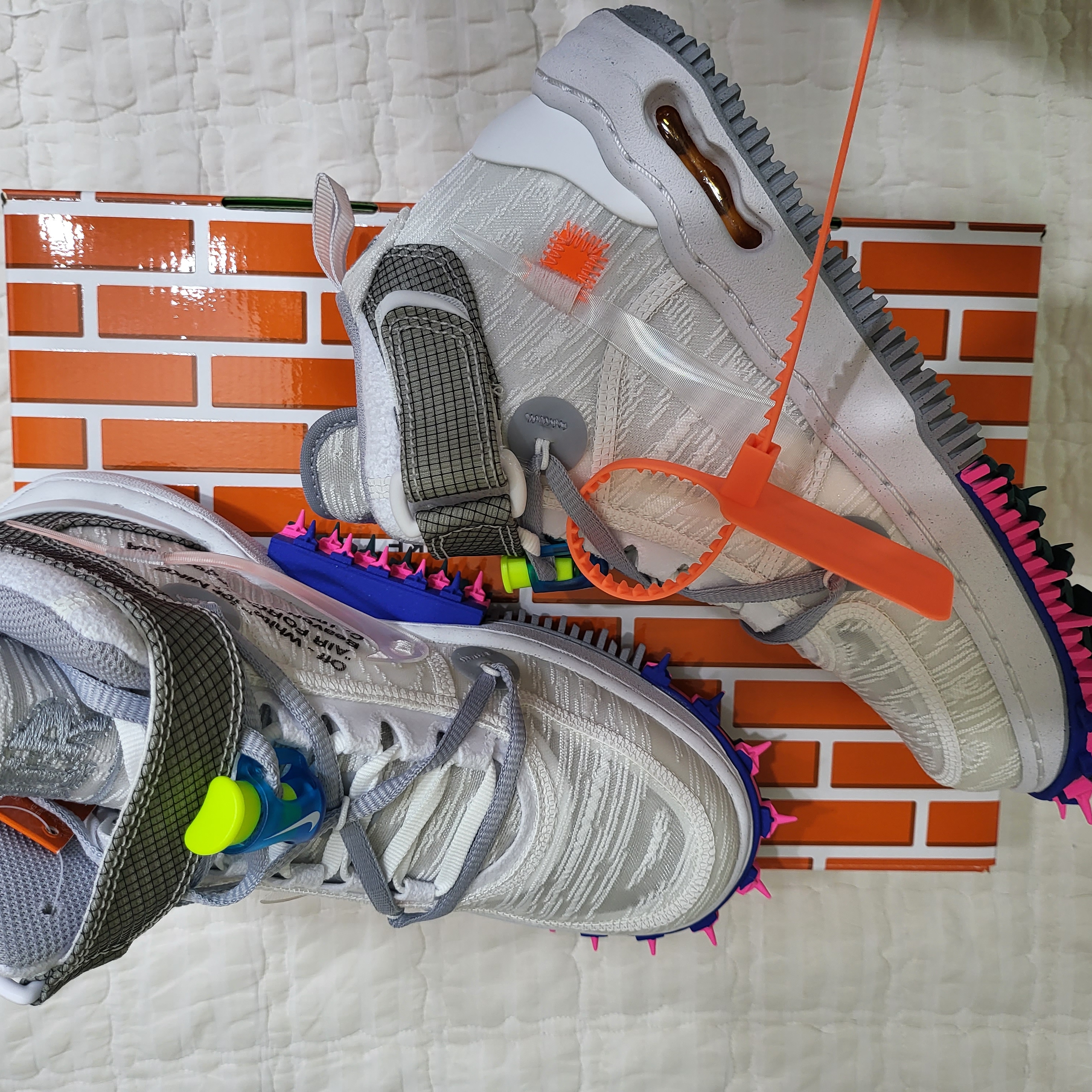 Nike x Off-White Air Force 1 Mid SP White 착용 스타일 - 3