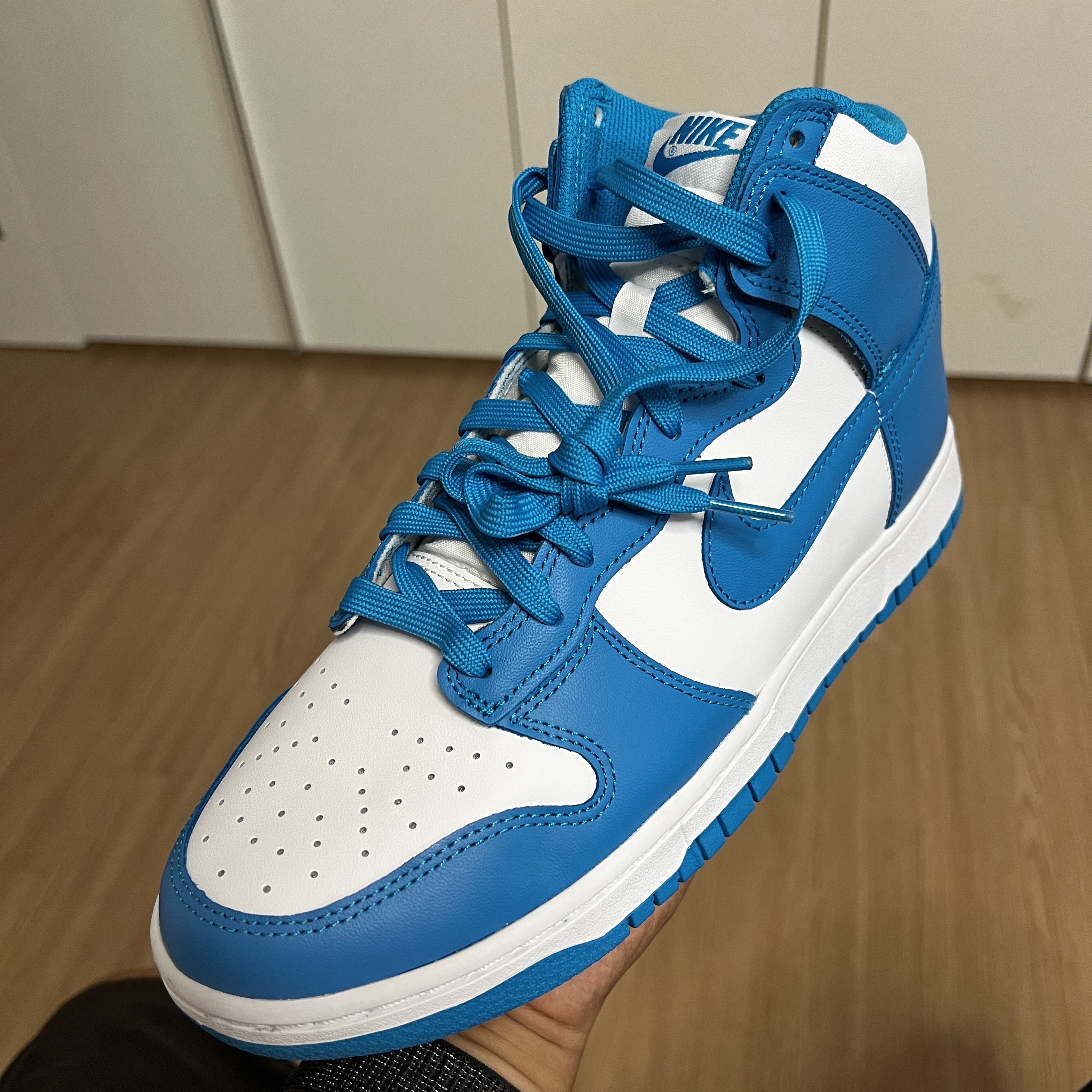 Nike Dunk High Retro Championship Blue 착용 스타일
