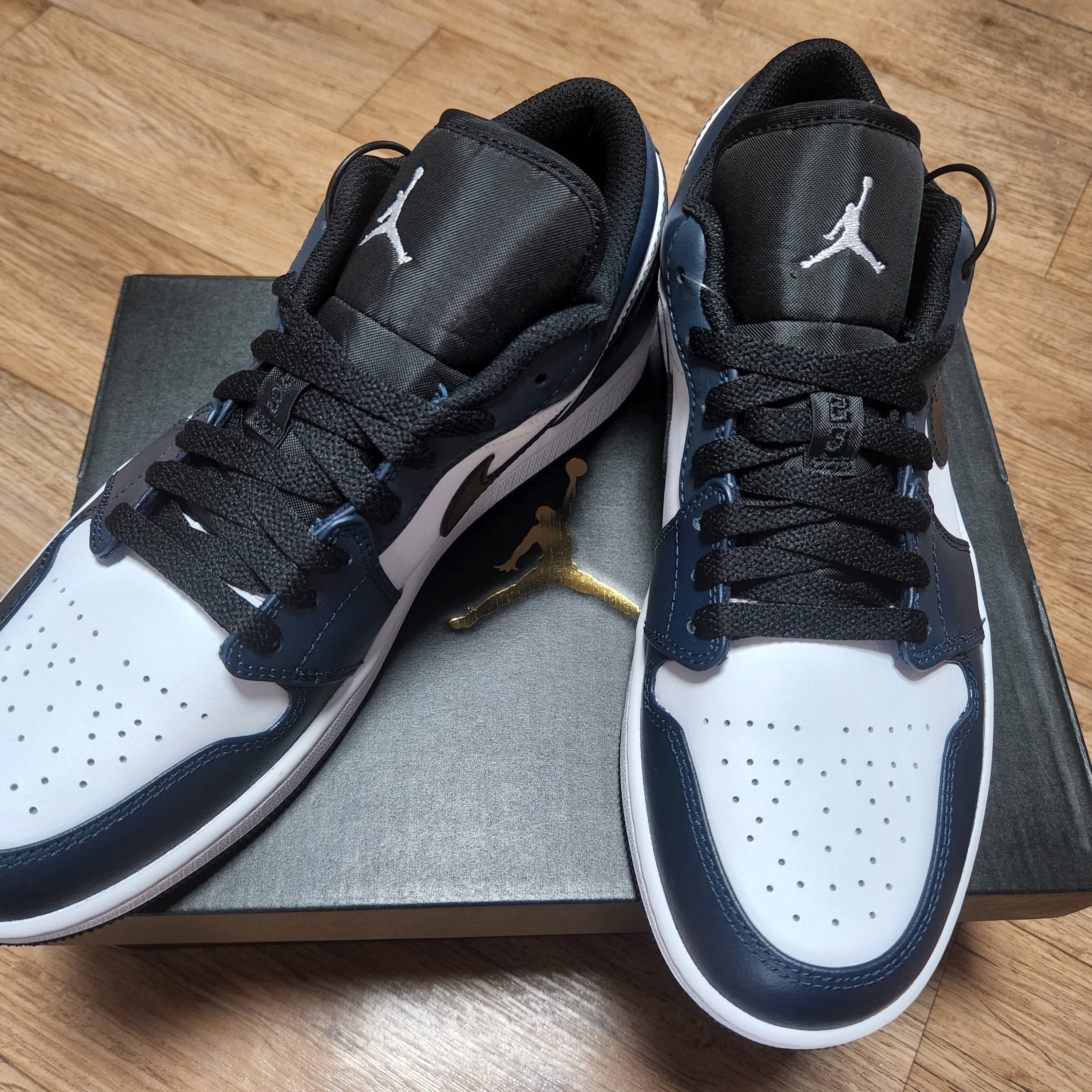Jordan 1 Low Dark Teal 착용 스타일 - 1
