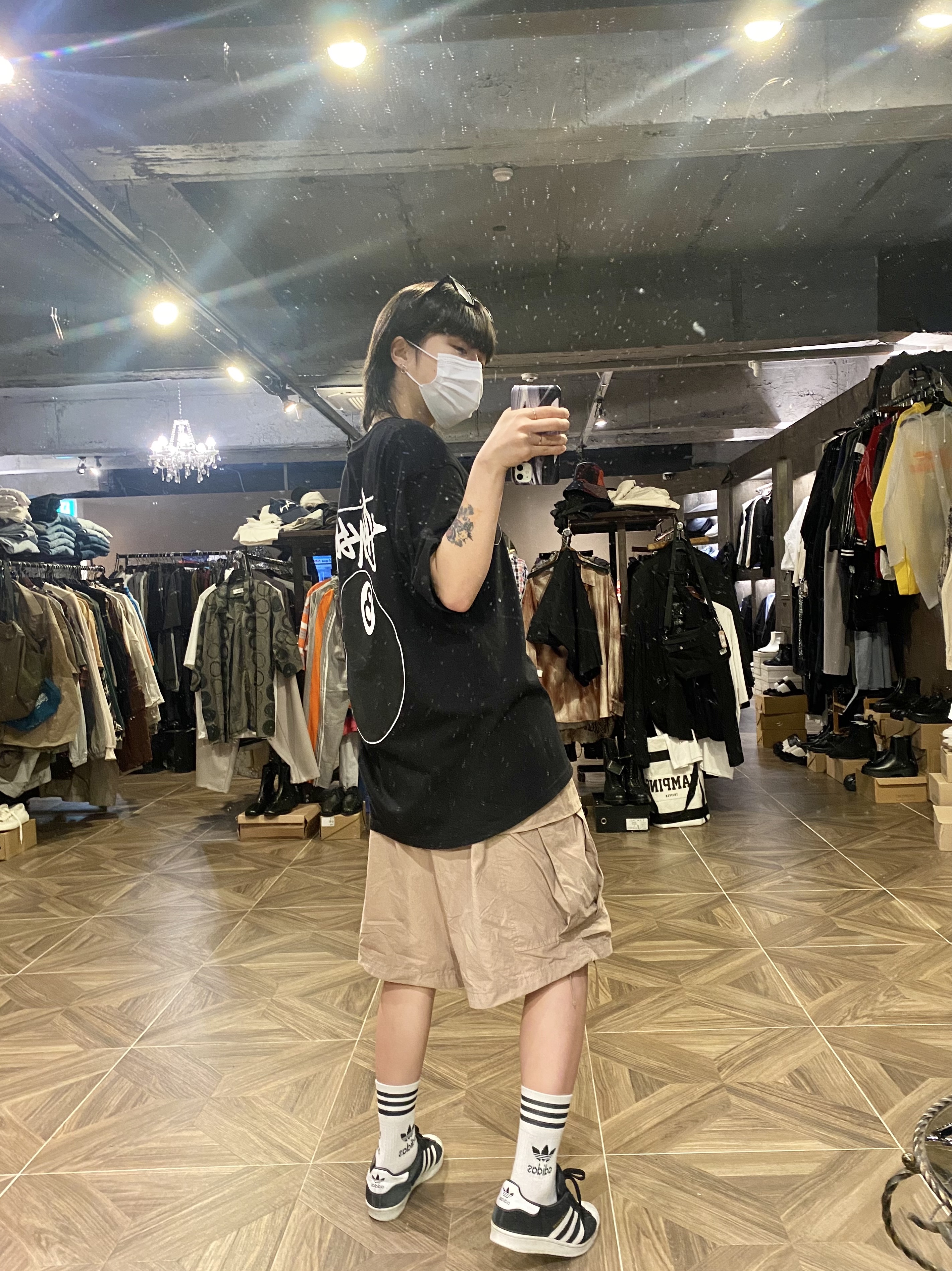 Stussy 8 Ball T-Shirt Black - 22SS 착용 스타일