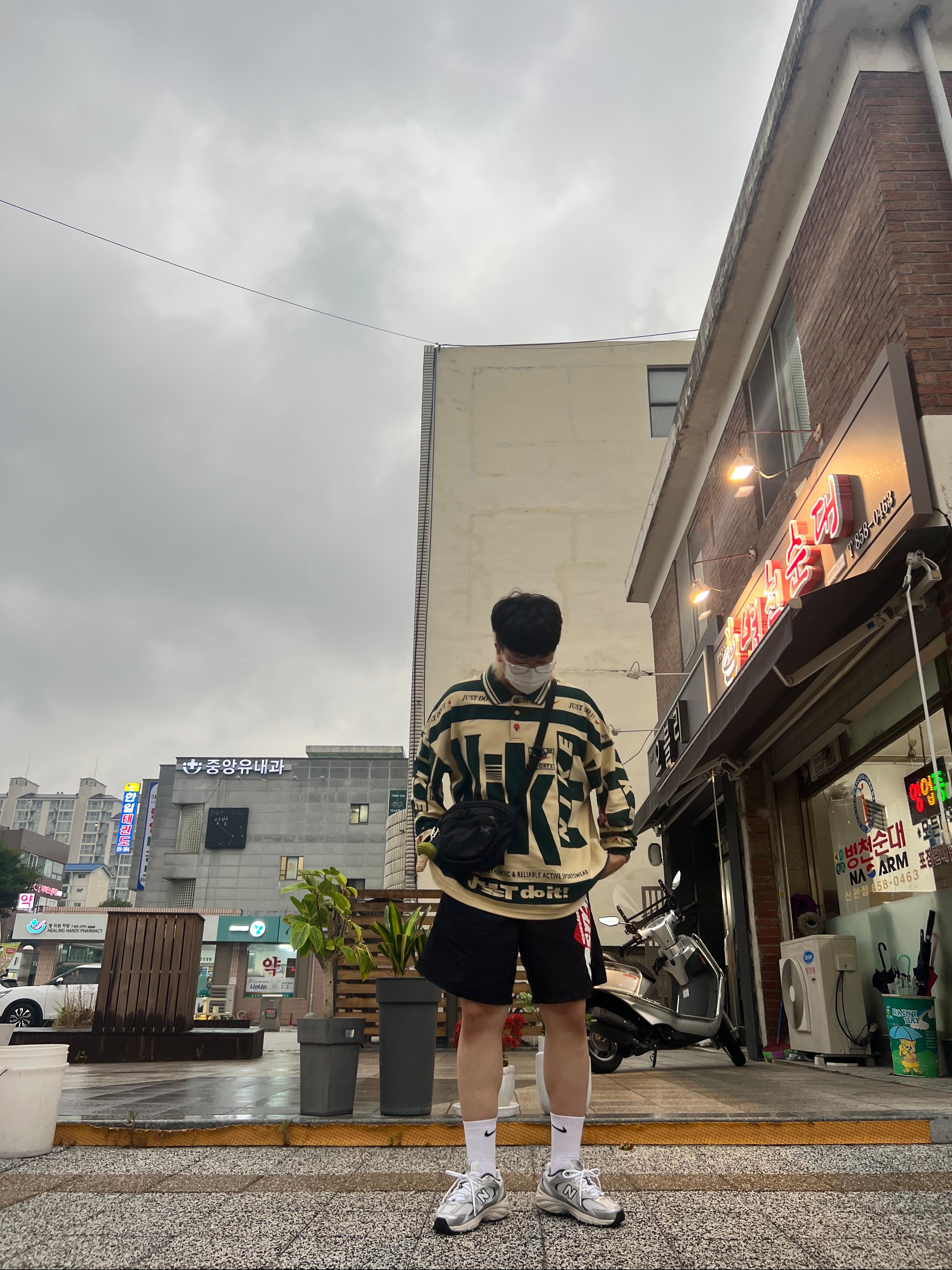 Nike x Cactus Plant Flea Market Long Sleeve Polo Natural - US/EU, Nike x Cactus Plant Flea Market Long Sleeve Polo Natural - Asia 착용 스타일 - 2