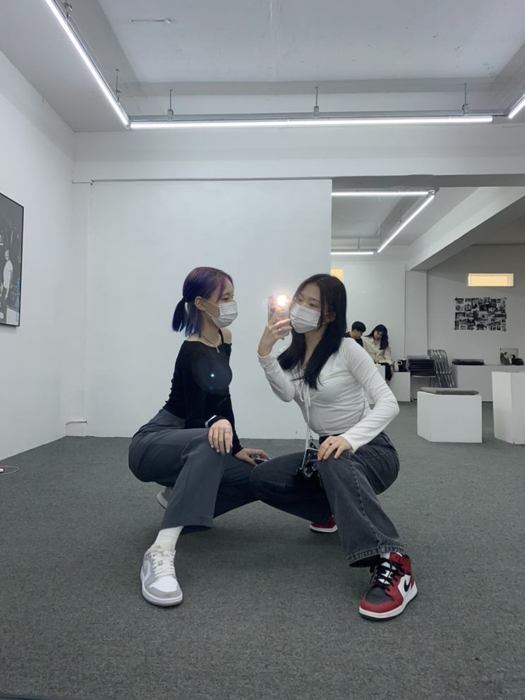 KREAM 프로필 이미지