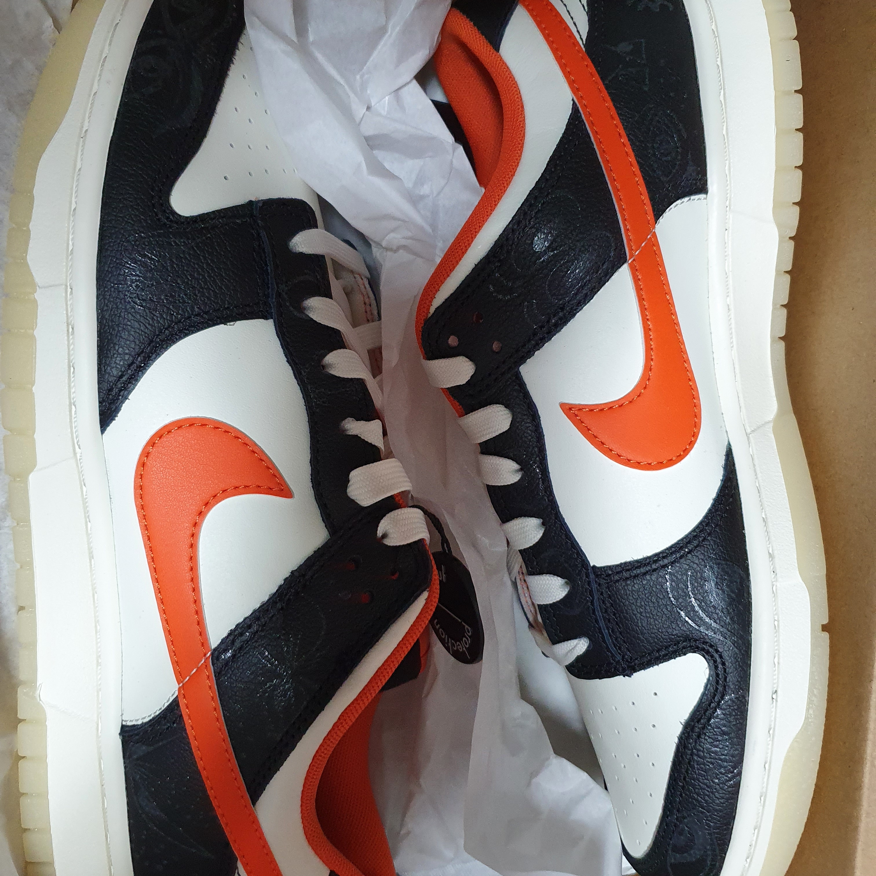 Nike Dunk Low Retro PRM Halloween 착용 스타일