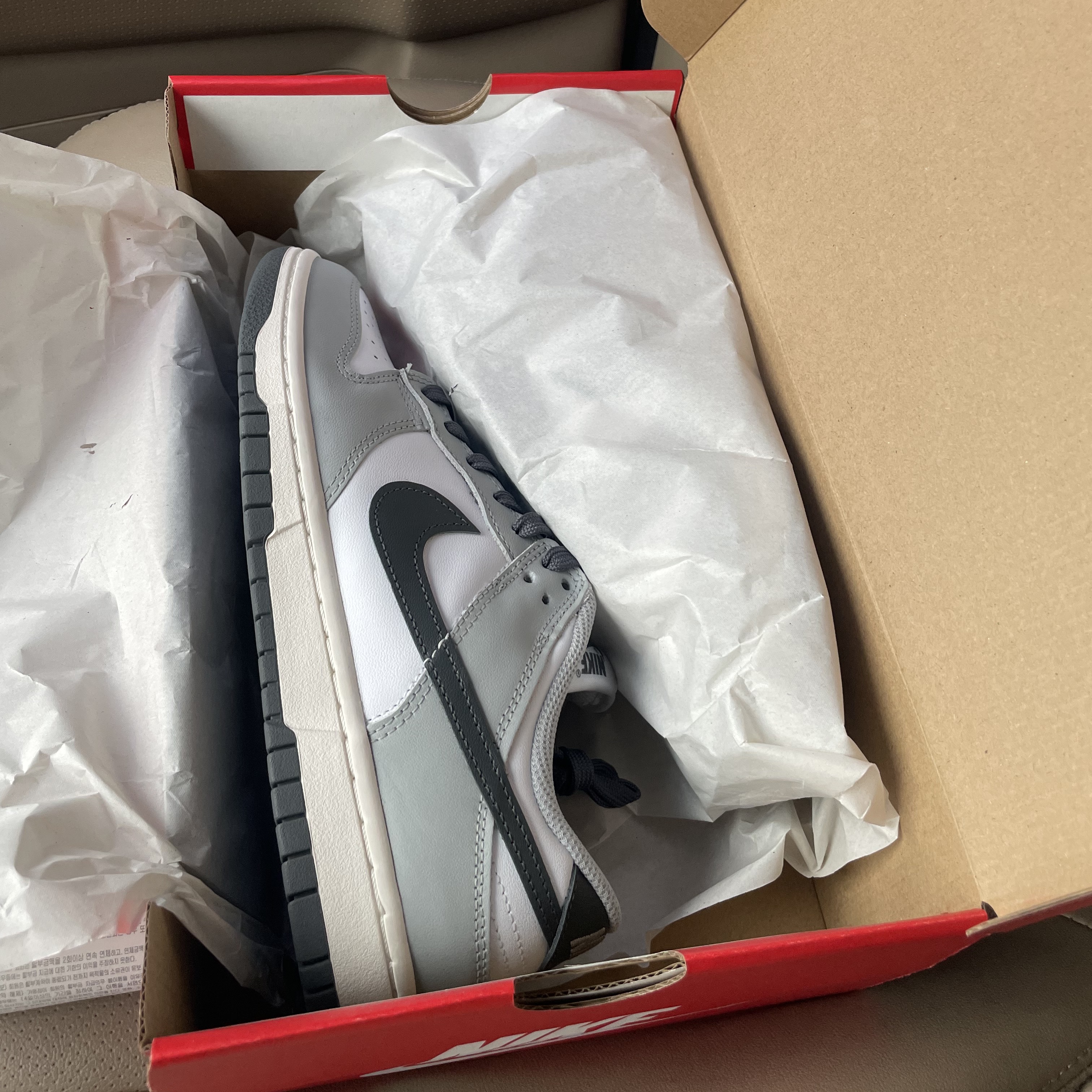 (W) Nike Dunk Low Light Smoke Grey 착용 스타일