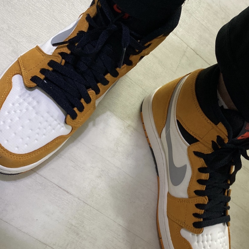 Jordan 1 Element Gore-Tex Light Curry 착용 스타일