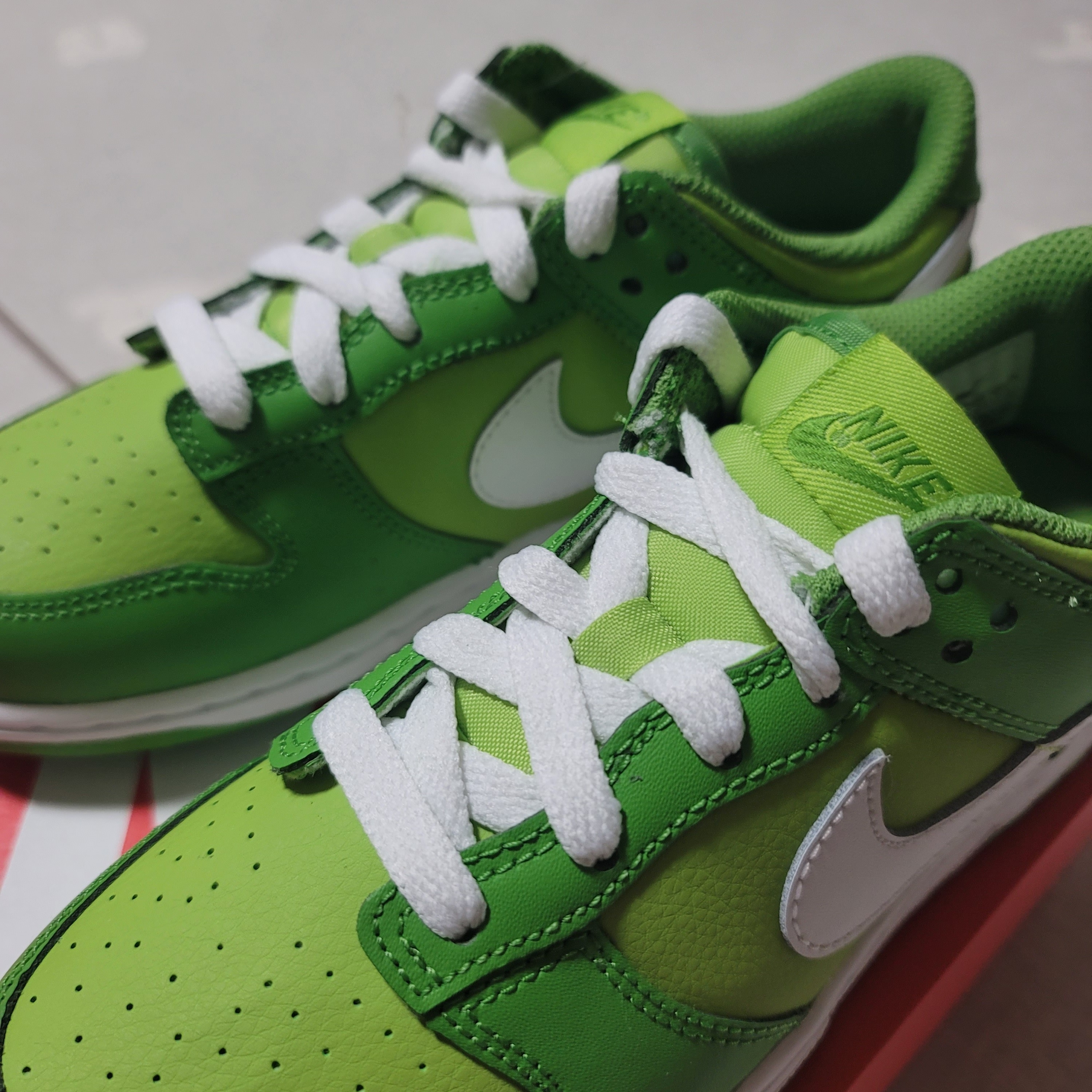(PS) Nike Dunk Low Vivid Green 착용 스타일 - 4
